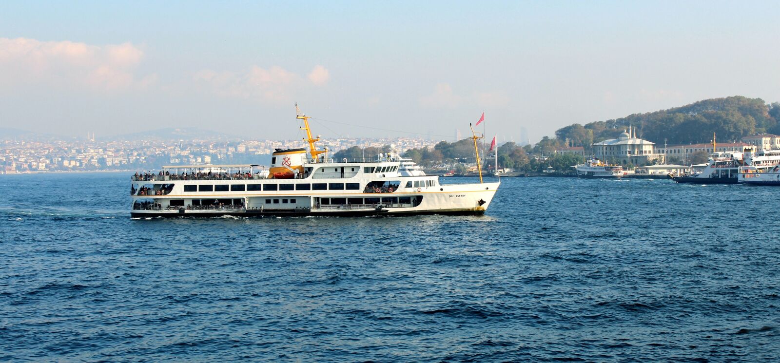 Canon EOS 600D (Rebel EOS T3i / EOS Kiss X5) sample photo. Istanbul, blue, marine photography