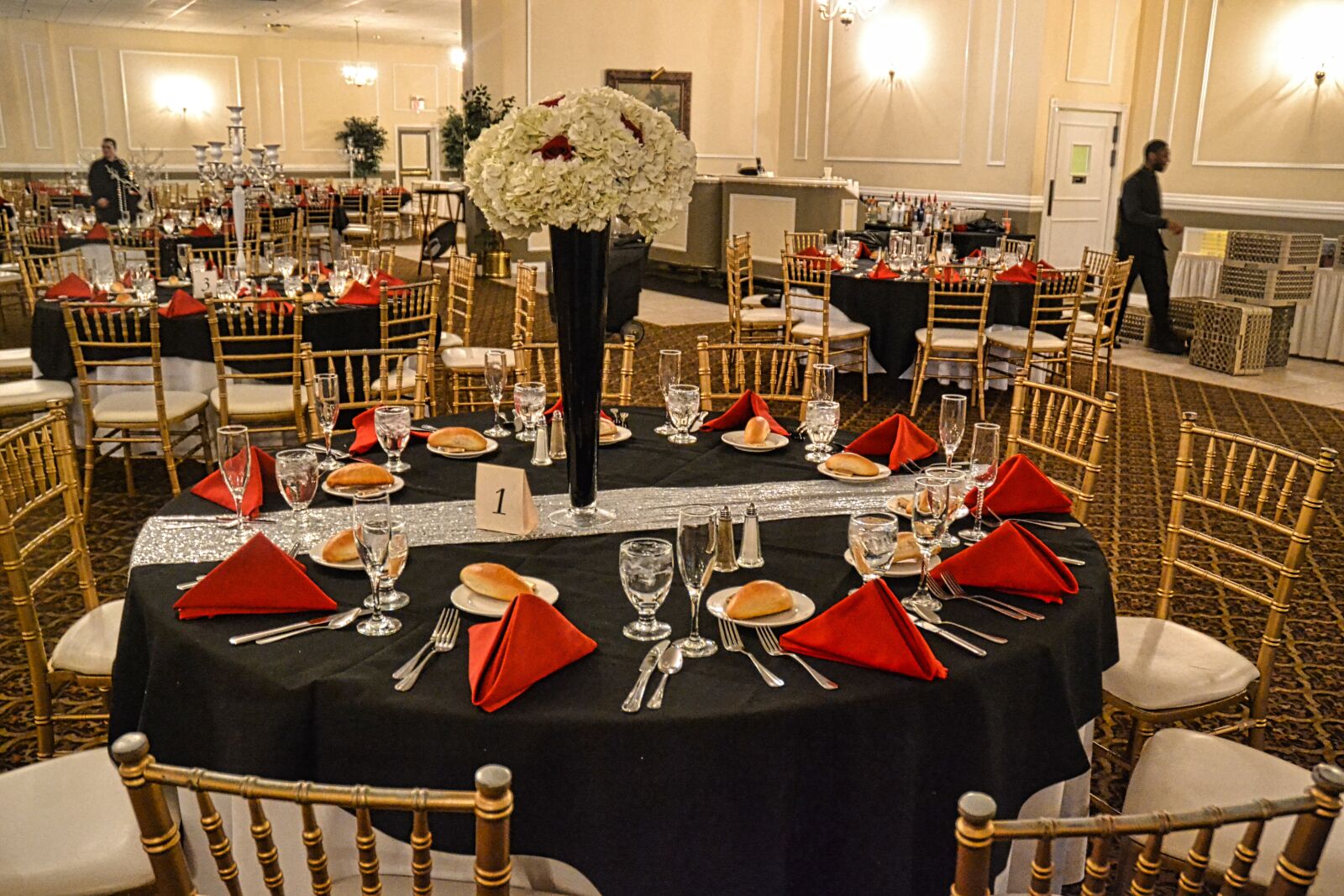 Nikon D3100 sample photo. Round table, setting, eight photography