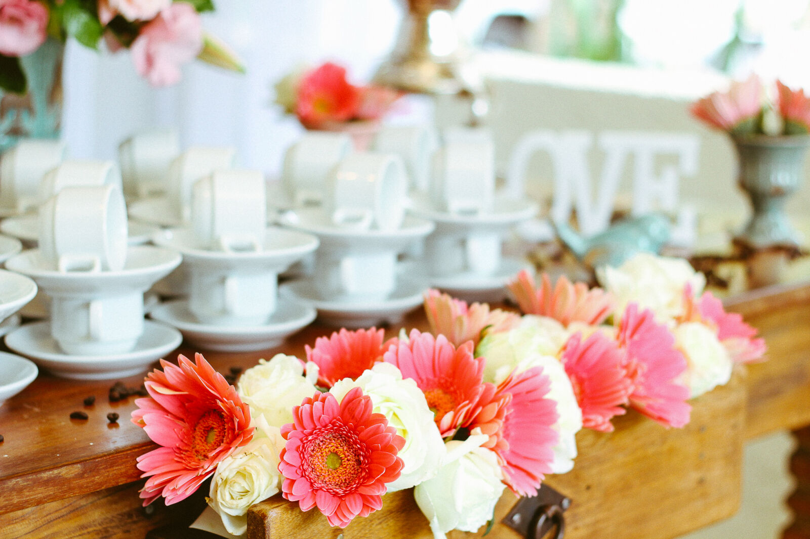 Canon EOS 550D (EOS Rebel T2i / EOS Kiss X4) sample photo. Artificial, flowers, beautiful, beautiful photography
