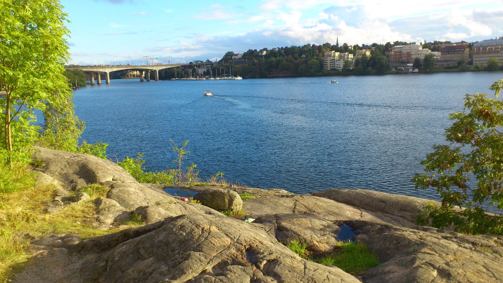 Sony Ericsson Xperia arc S sample photo. Blue, water, cliffs, fredhall photography