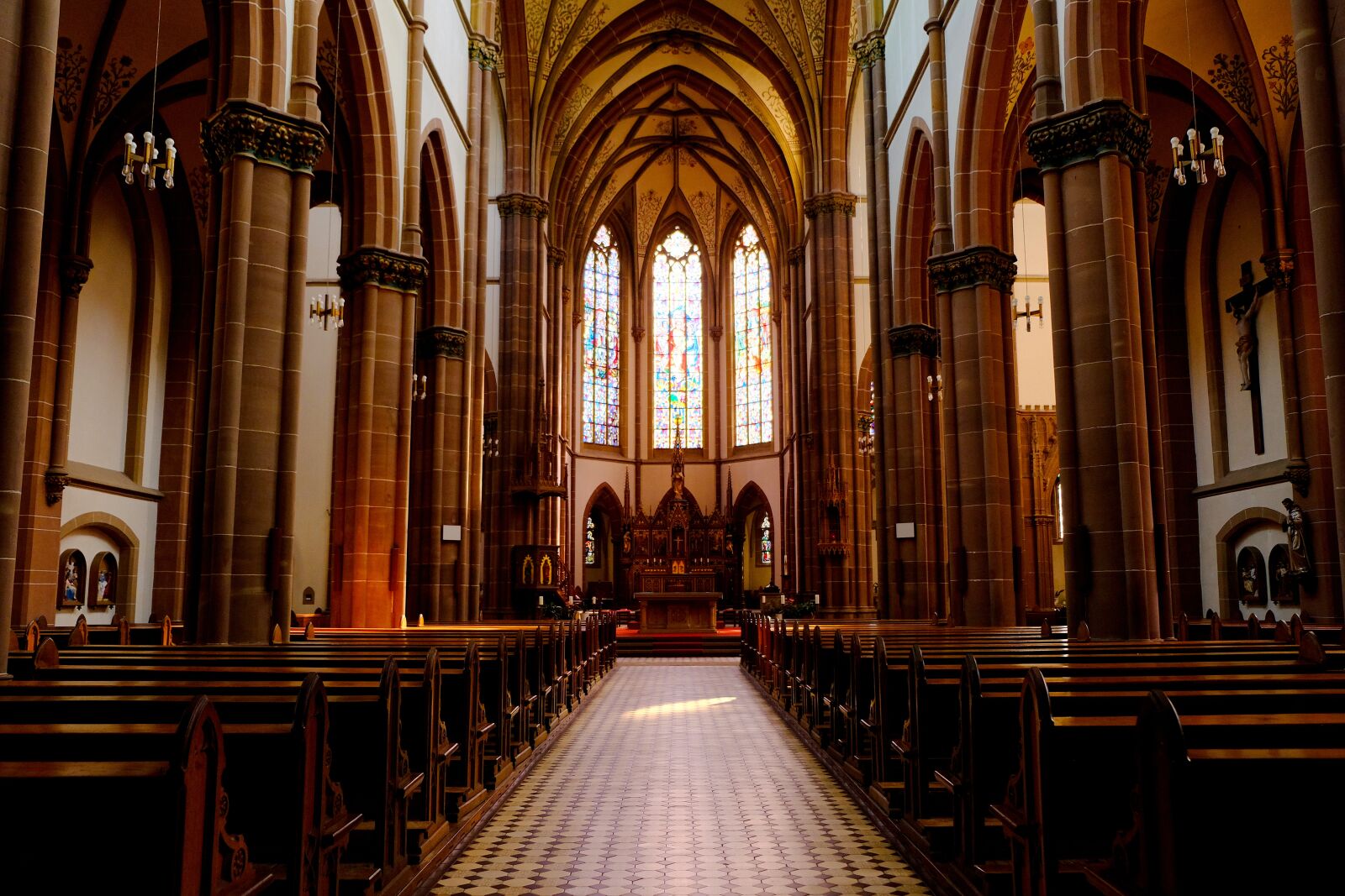 Fujifilm X-T20 sample photo. Church, christianity, architecture photography