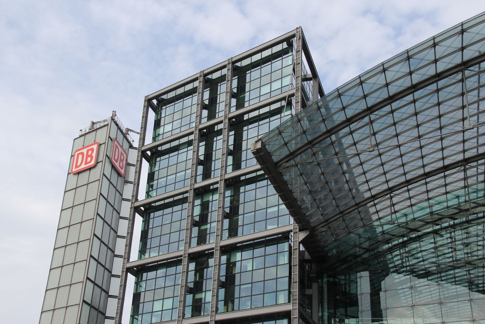 Canon EOS 60D sample photo. Glass, architecture, sky photography