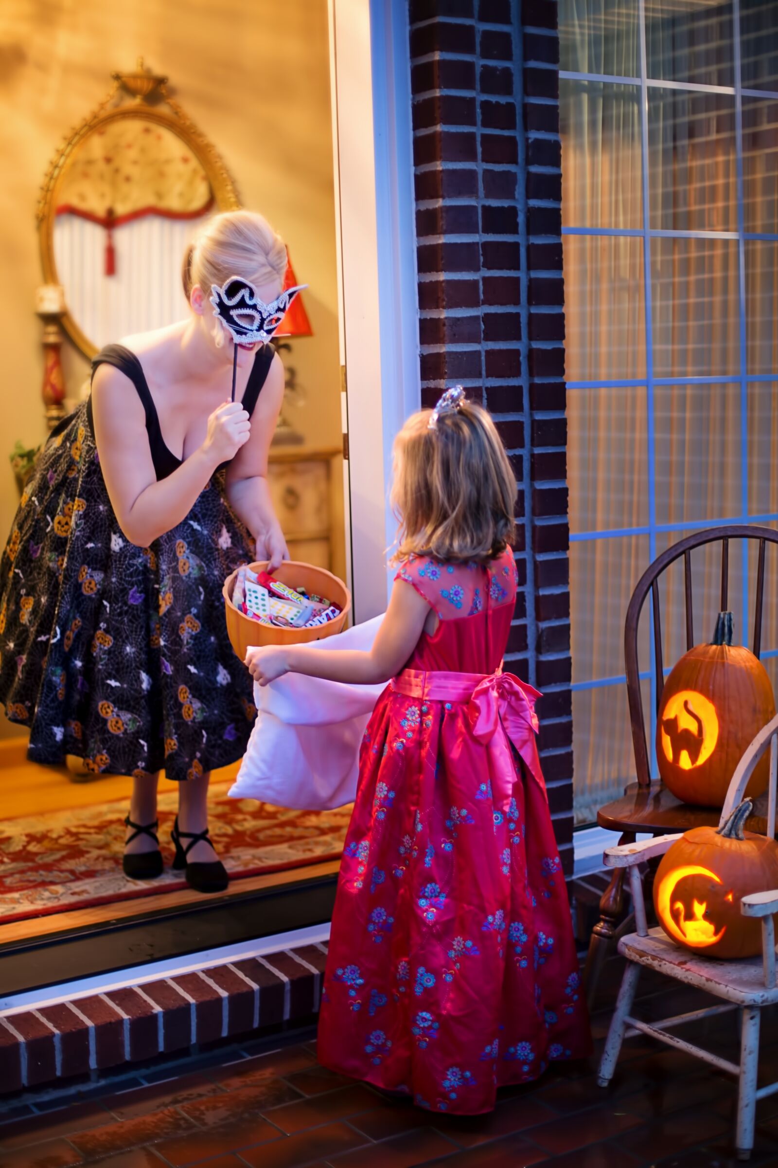 Canon EF 50mm F1.4 USM sample photo. Adult, celebration, child, costume photography
