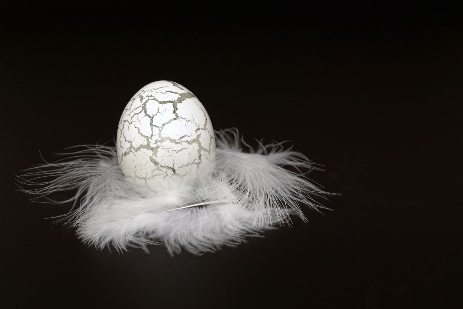 Nikon D7100 sample photo. Easter egg, egg, glass photography