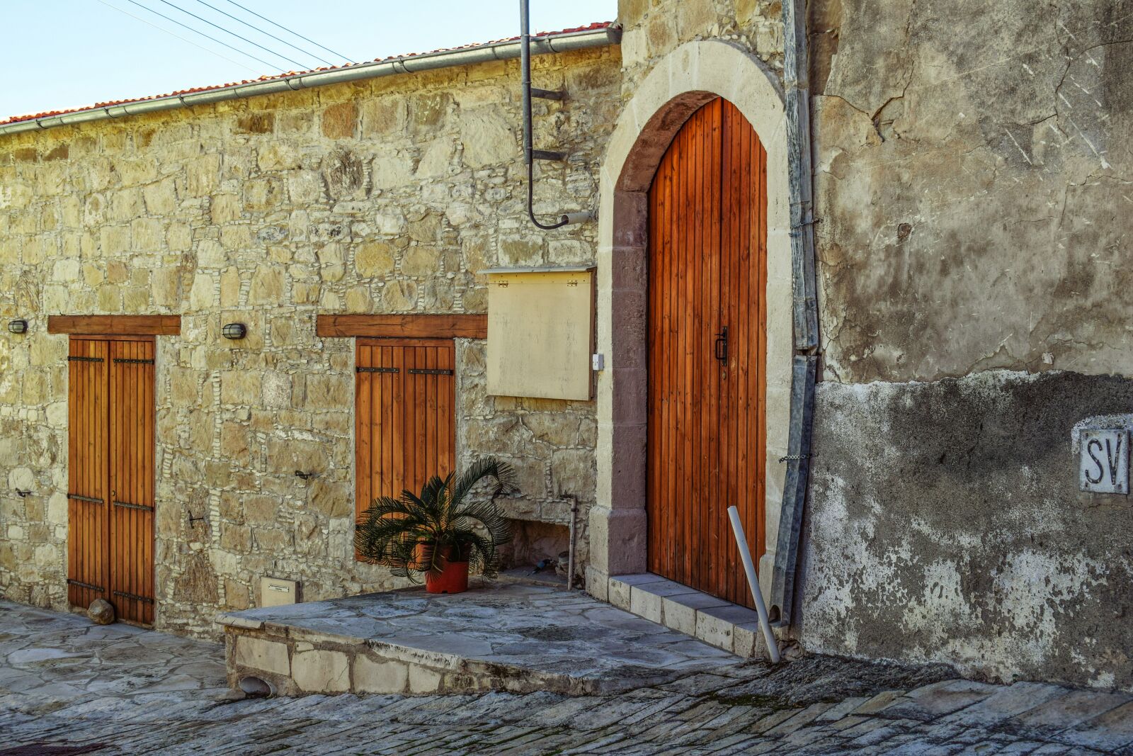 Nikon D3300 sample photo. Old house, street, architecture photography