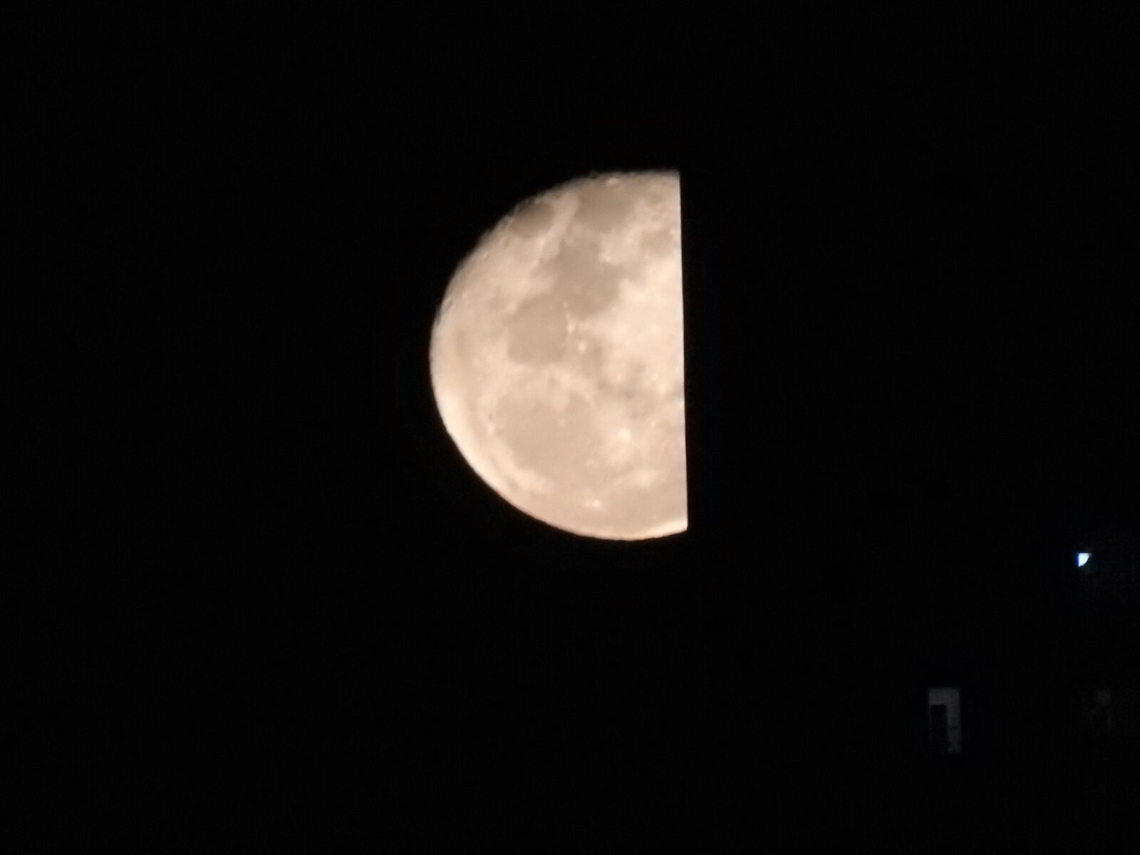 Nikon Coolpix P610 sample photo. Moon, moonlight, half photography