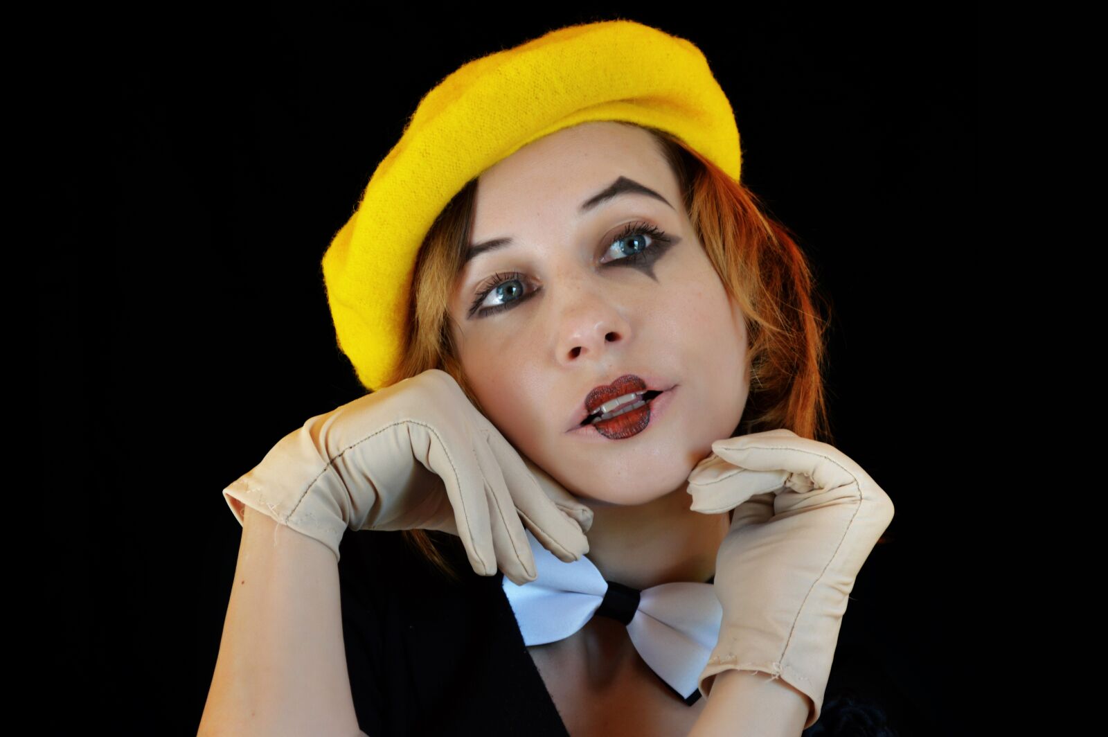 Nikon D3200 sample photo. Mim, address by, clown photography