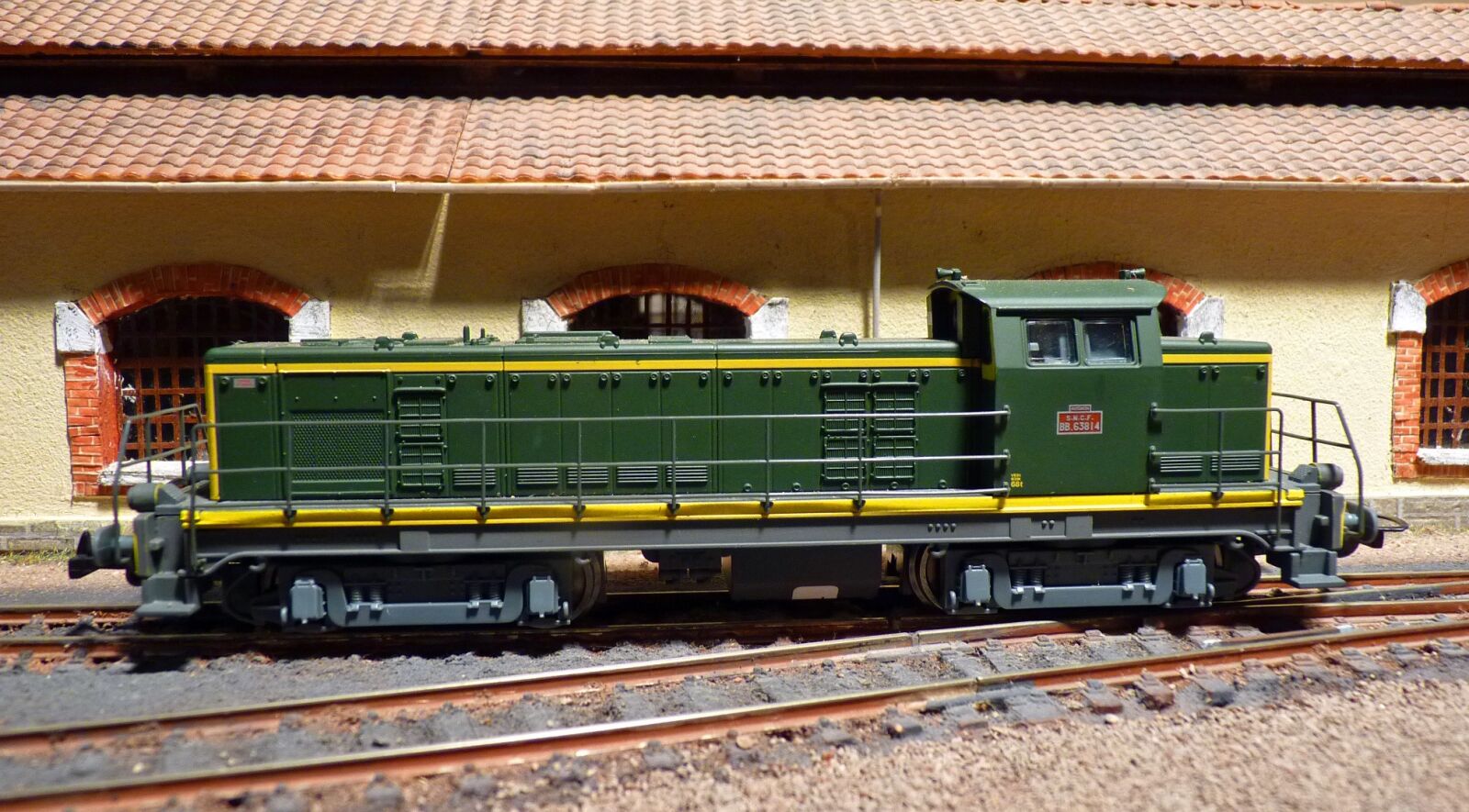 Panasonic Lumix DMC-FZ35 (Lumix DMC-FZ38) sample photo. Model railroad, train, model photography
