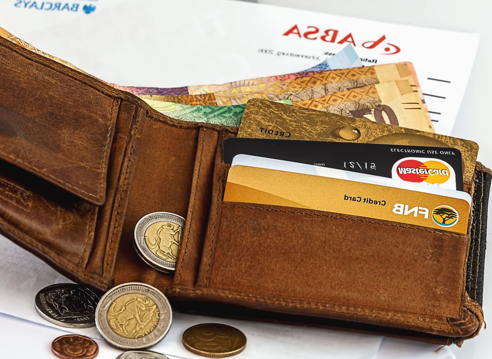 Canon EOS 70D sample photo. Wallet, money, metal coins photography