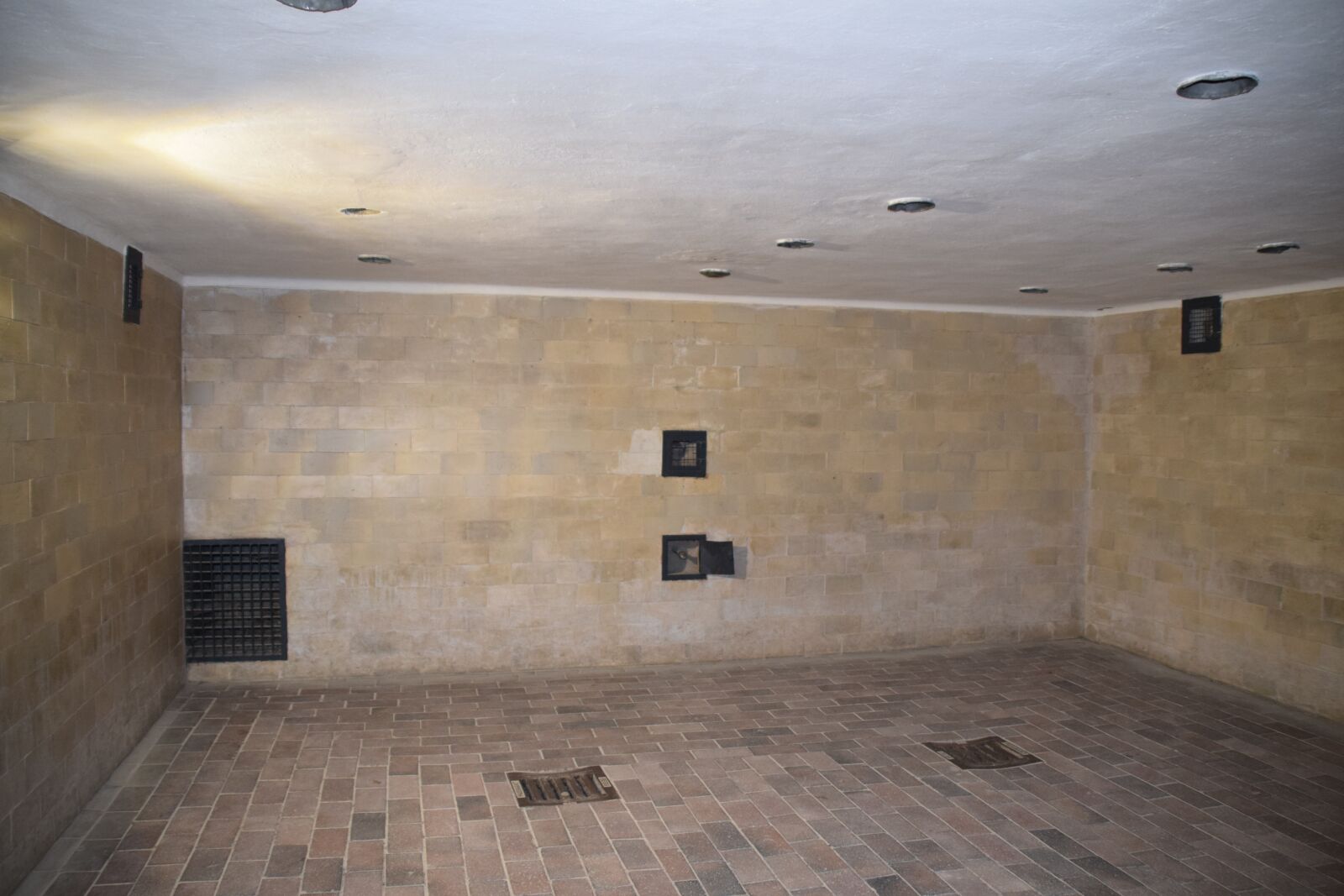 Nikon D3300 sample photo. Dachau, konzentrationslager, national socialism photography