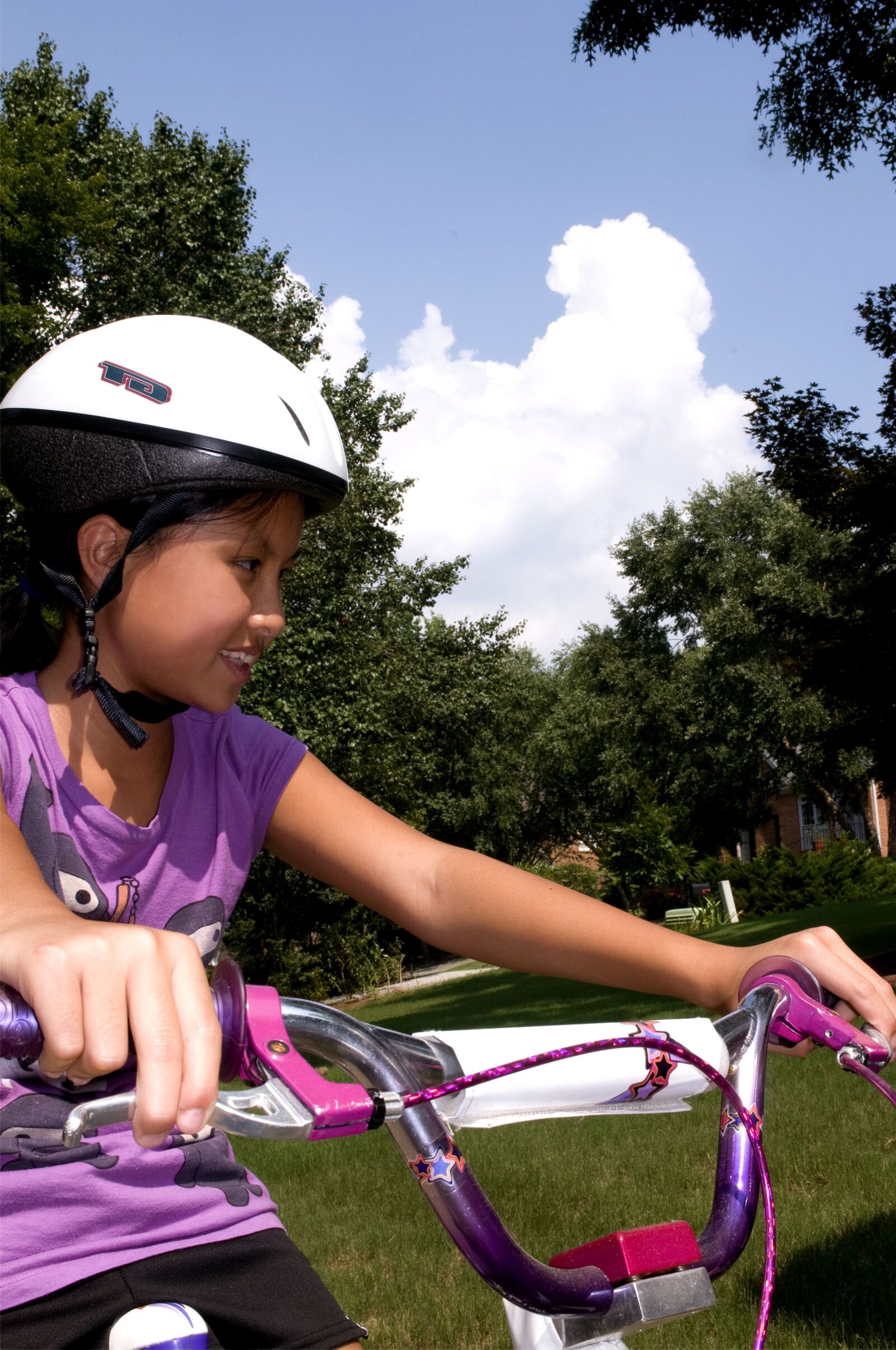 Nikon D300 sample photo. Young girl, bicycle photography