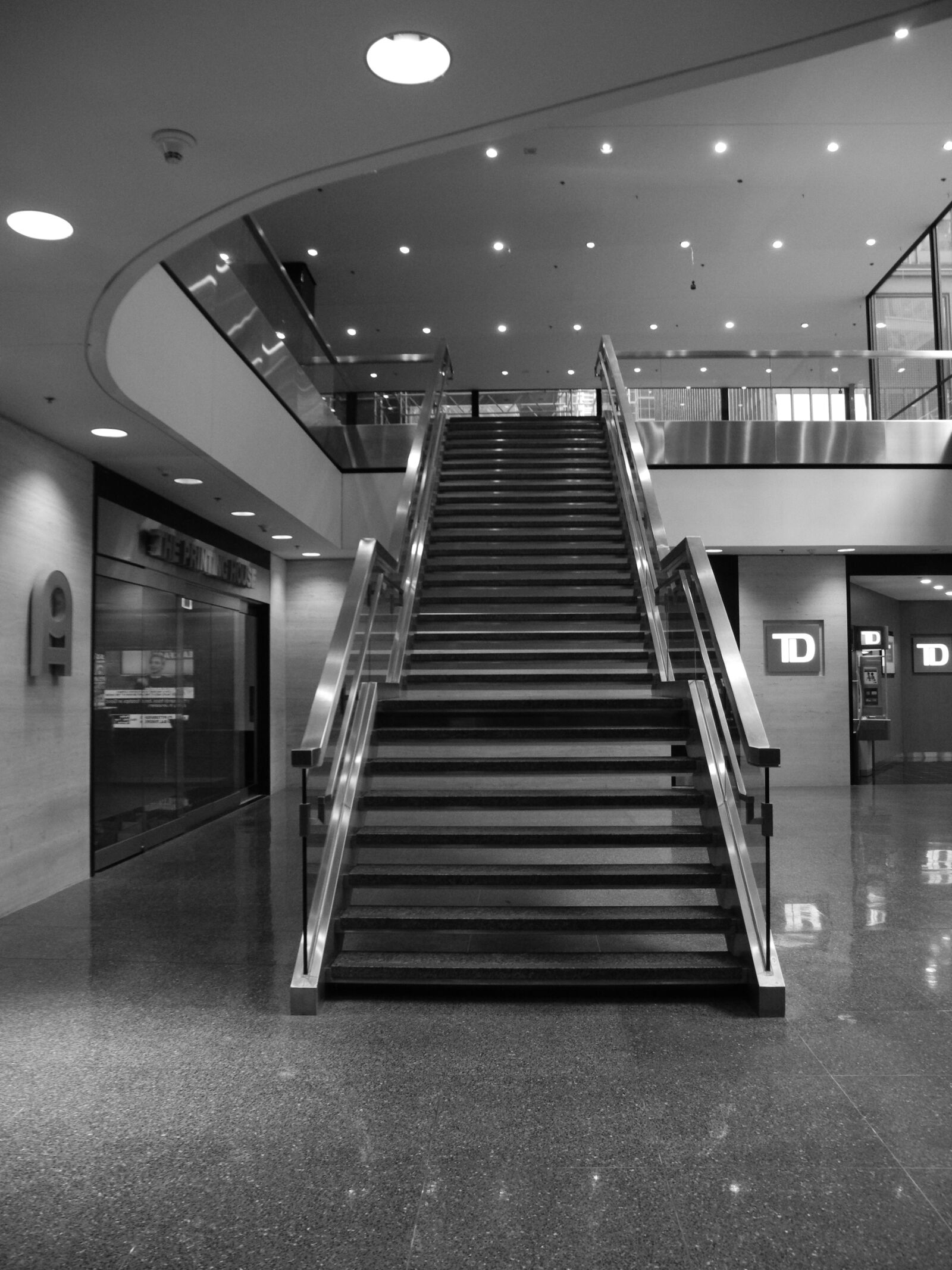 Nikon Coolpix P7000 sample photo. Stairs, architecture, ste photography