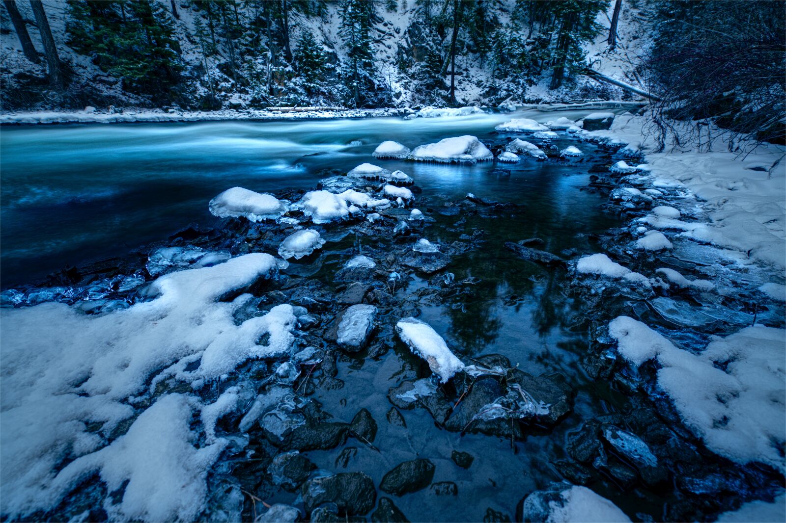 Nikon D850 sample photo. Winter, rocks, cold photography