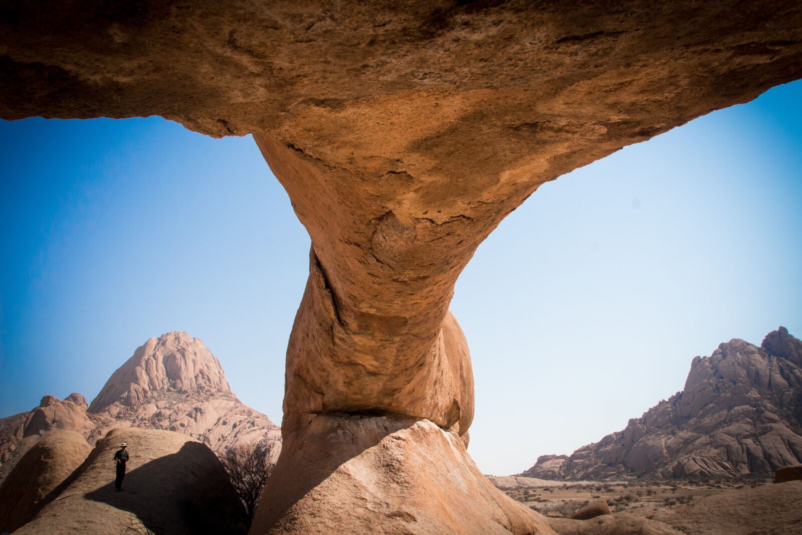 Canon EOS 650D (EOS Rebel T4i / EOS Kiss X6i) sample photo. Namibia, namib, outdoors photography