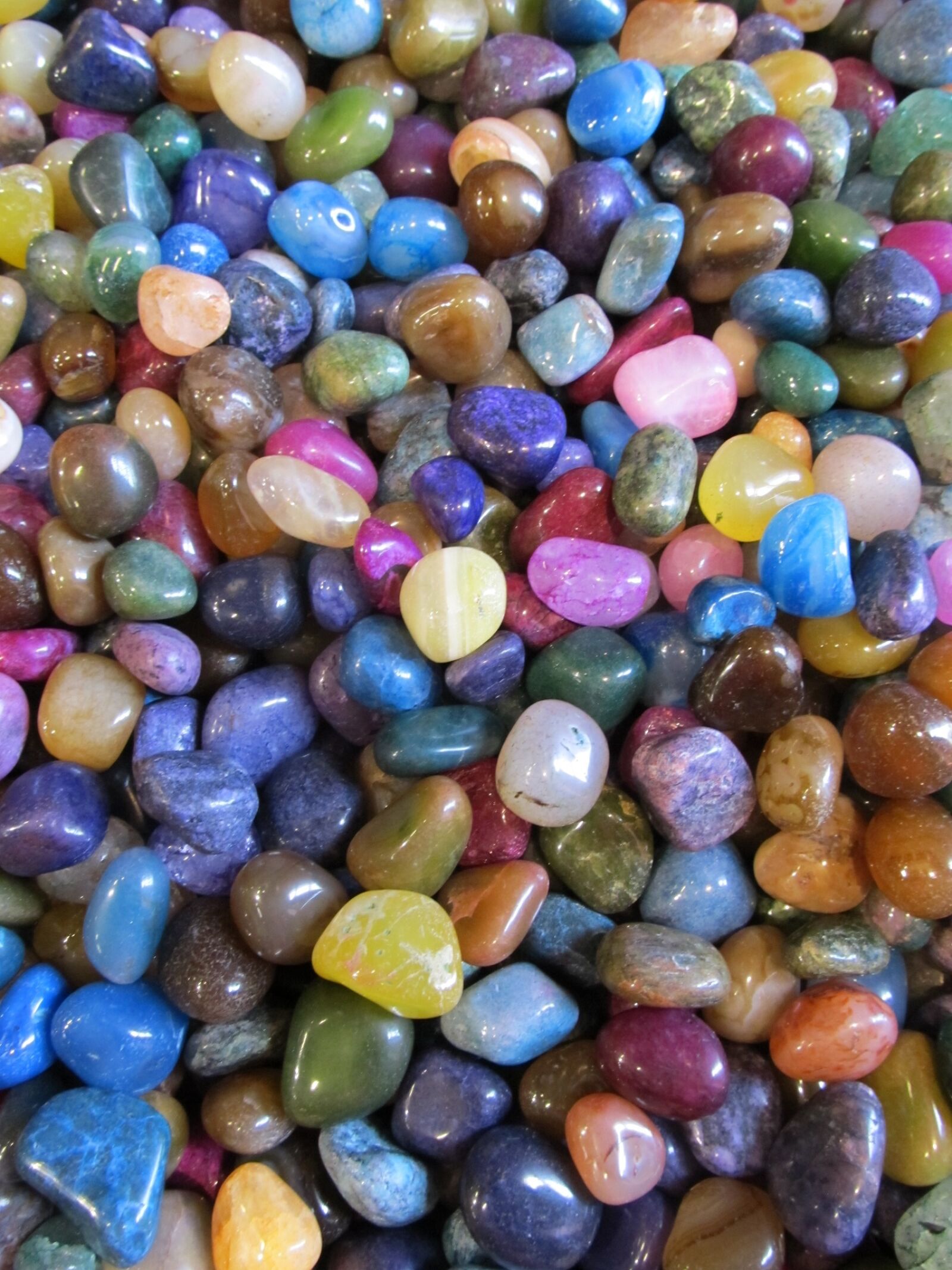 Canon PowerShot SX130 IS sample photo. Pebbles, colorful, polished photography