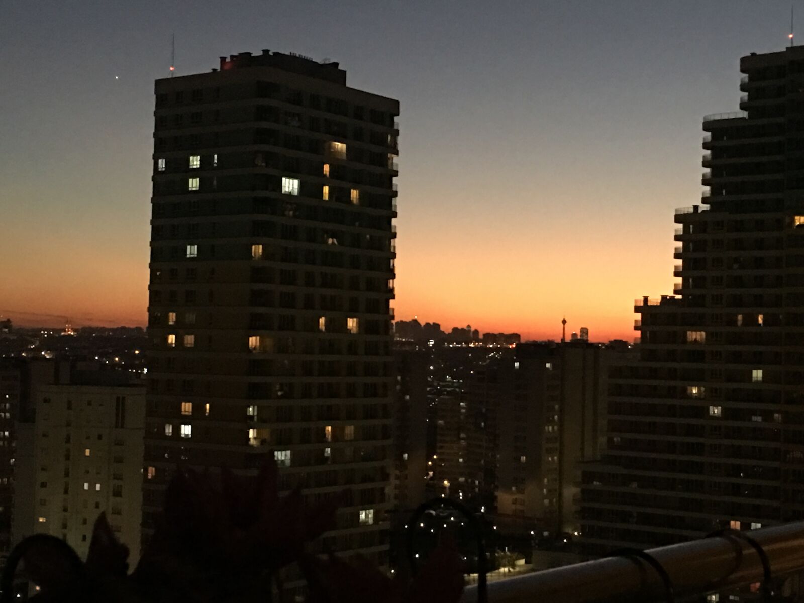 iPhone 6s Plus back camera 4.15mm f/2.2 sample photo. Build, building, istanbul photography