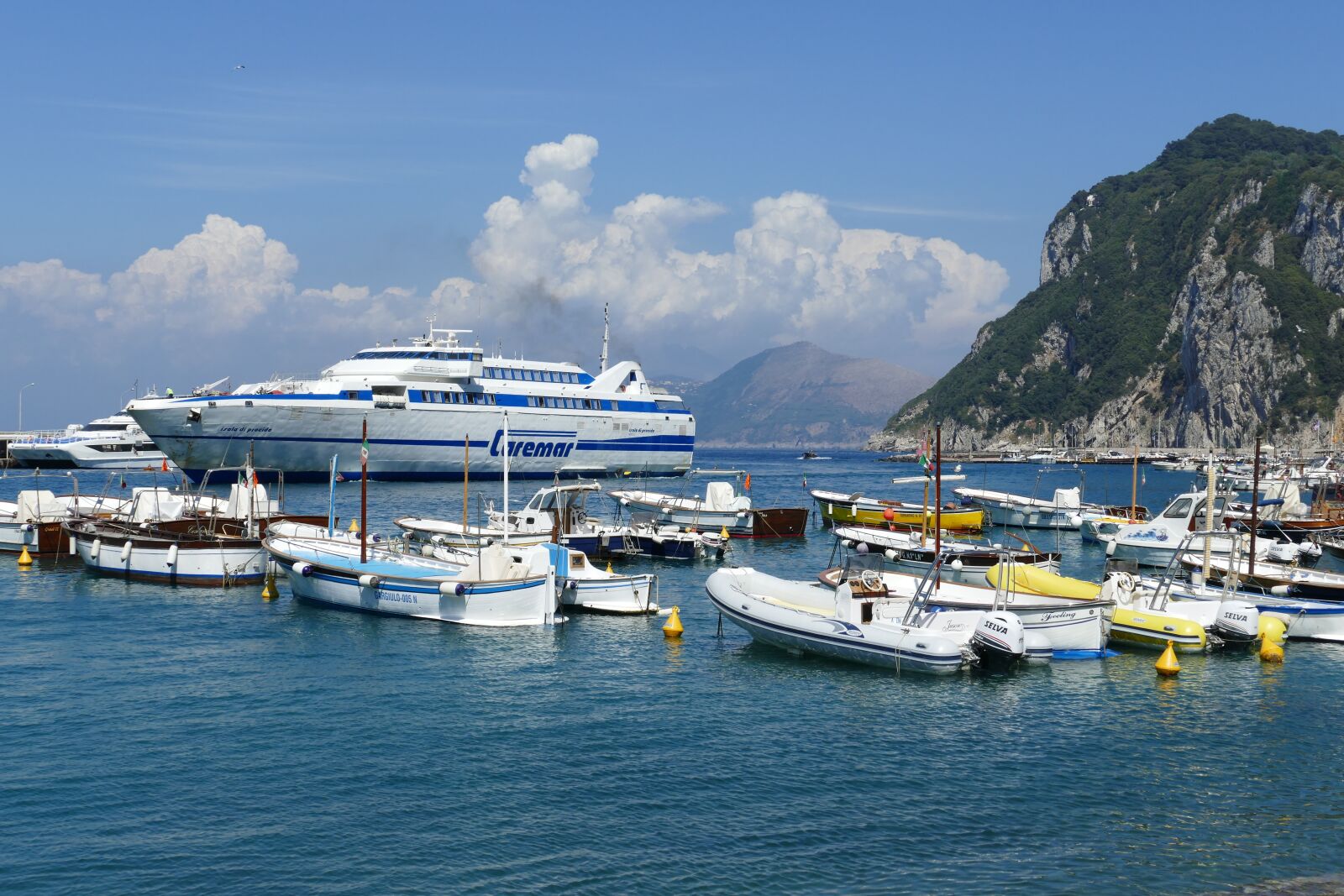 Panasonic Lumix DMC-FZ1000 sample photo. Capri, italy, coast photography
