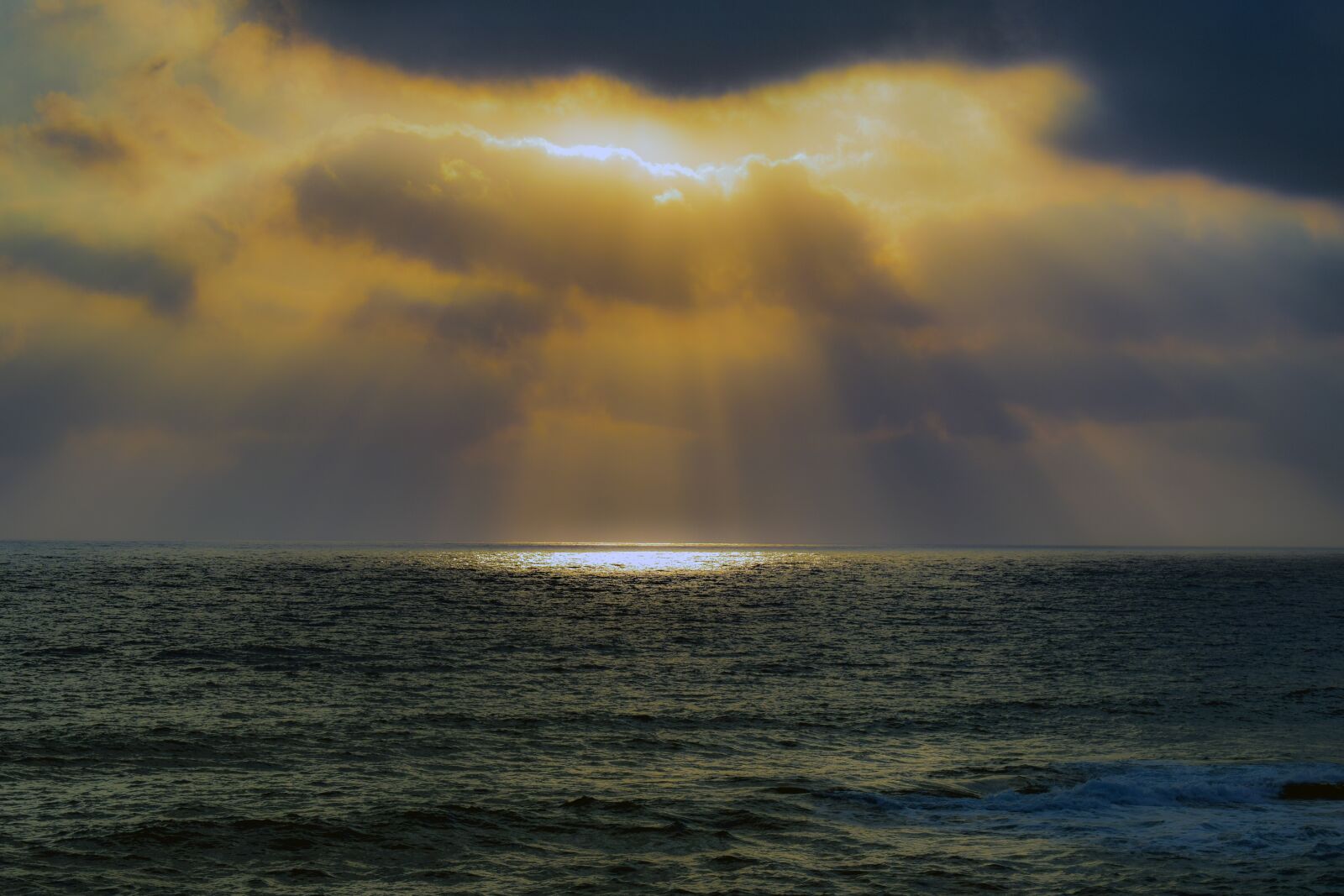 Nikon D3300 sample photo. Sea, sky, clouds photography