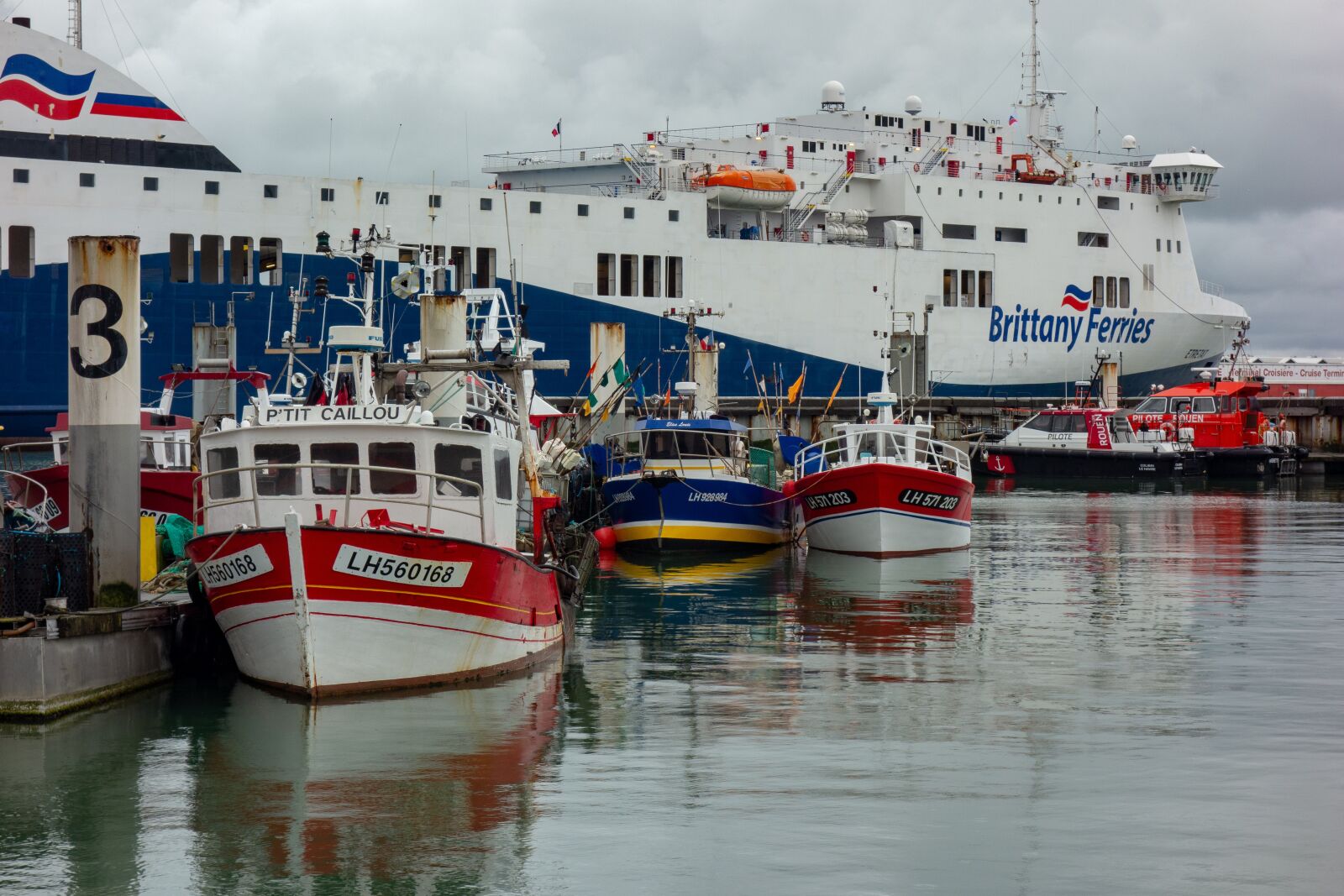 Sony Cyber-shot DSC-RX100 sample photo. Port, boat, harbour photography