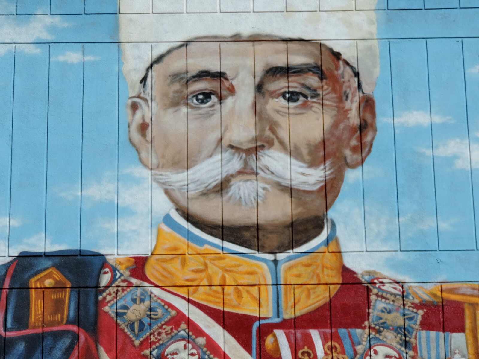 Nikon Coolpix P520 sample photo. Fine arts, graffiti, king photography