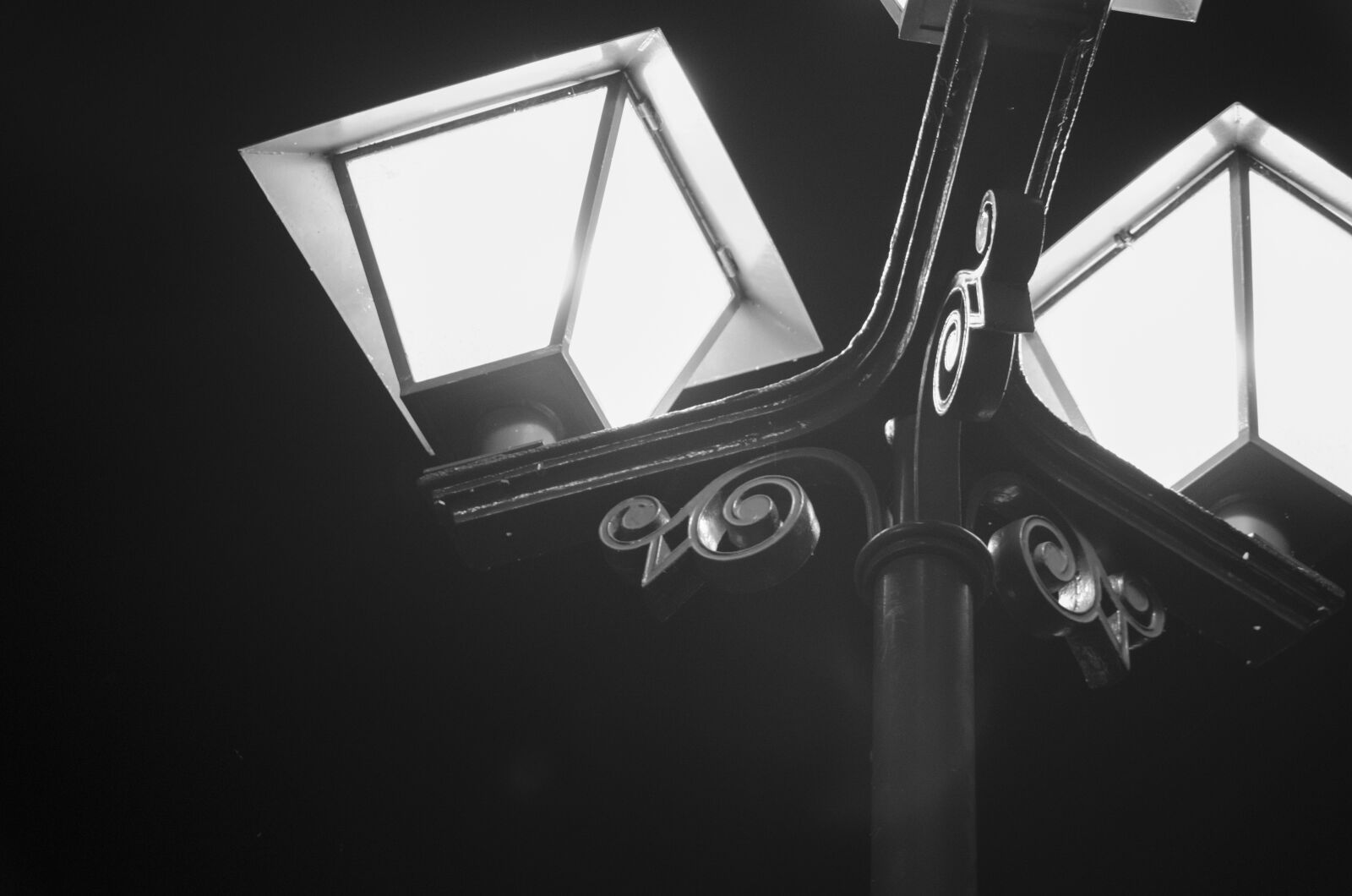 Nikon D5100 sample photo. Street lights, monochrome, klaipeda photography