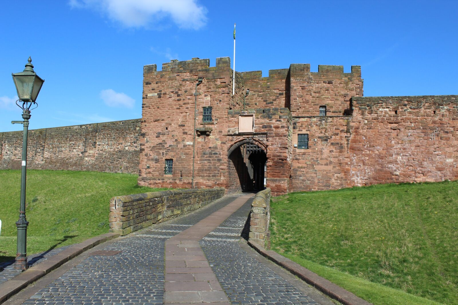 Canon EOS 1200D (EOS Rebel T5 / EOS Kiss X70 / EOS Hi) sample photo. Carlisle, castle, cumbria photography
