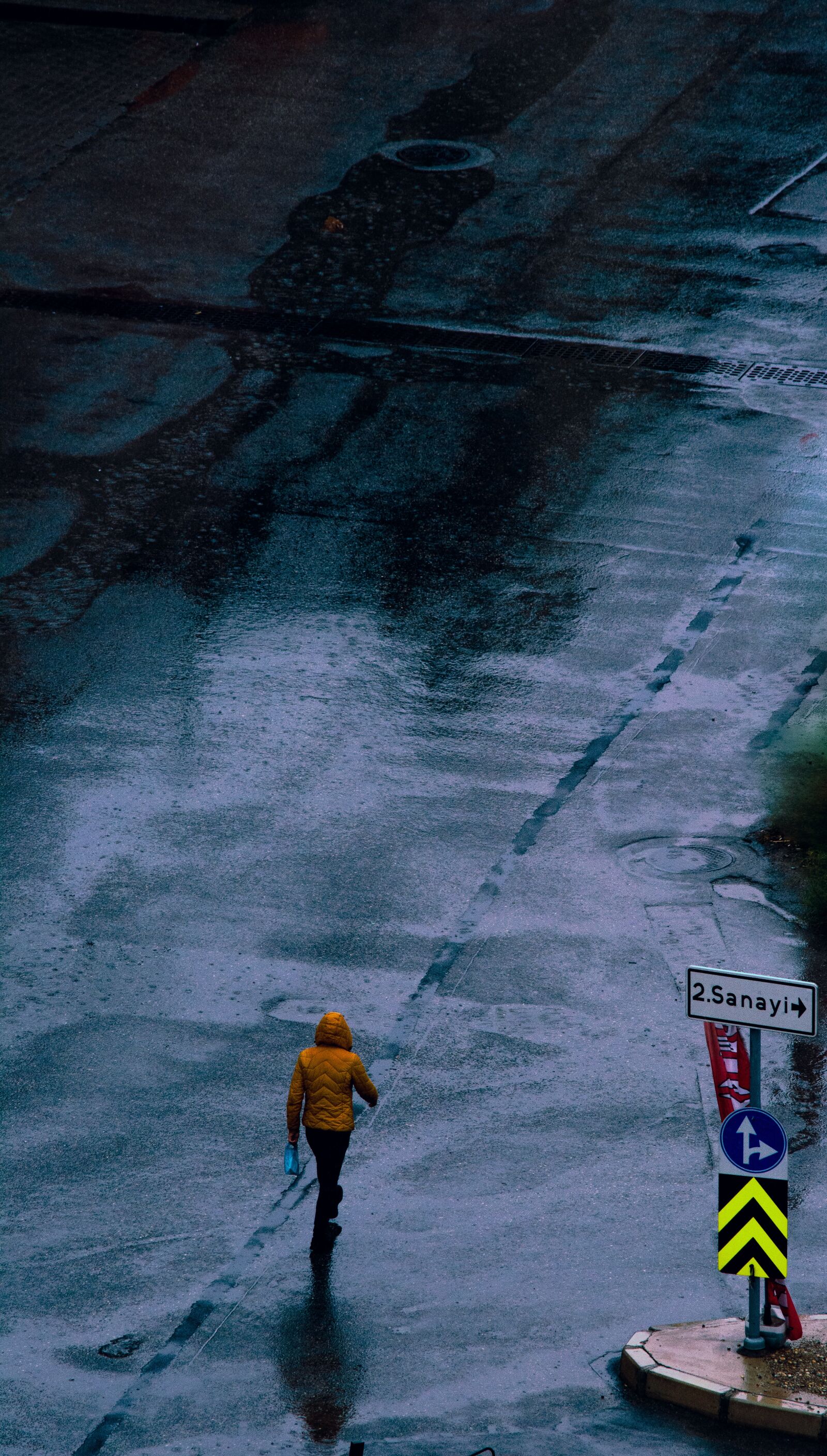 Nikon D5200 sample photo. Rain, man, street photography