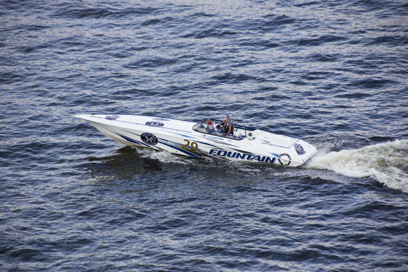 Canon EOS 60D sample photo. Speedboat, water, powerboat photography