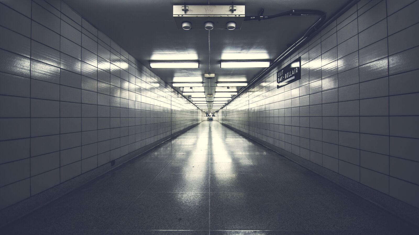 Canon EOS 5D Mark III sample photo. Architecture, empty, hallway photography