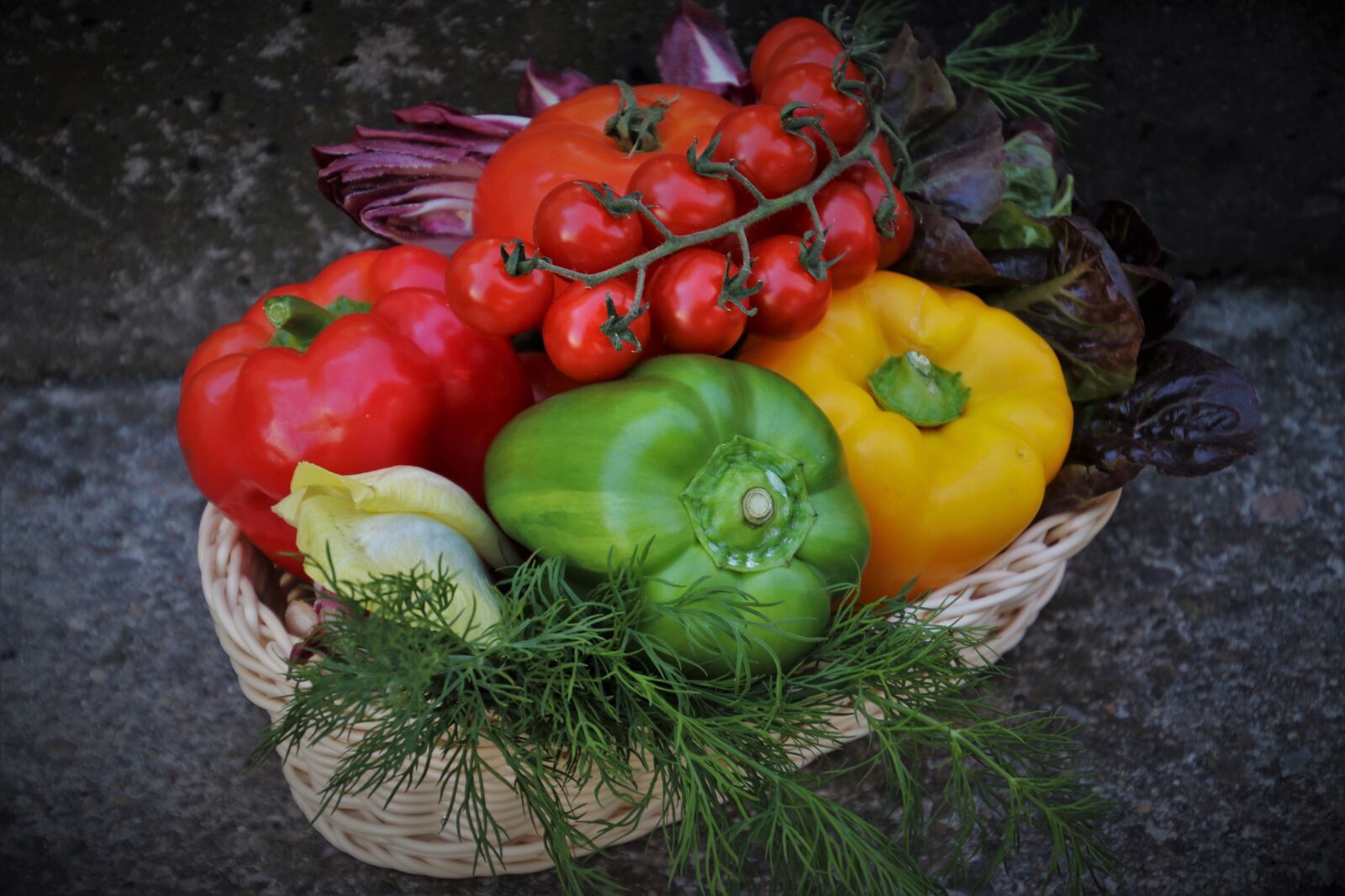 Canon EOS 80D sample photo. Shopping cart, vegetables, diet photography