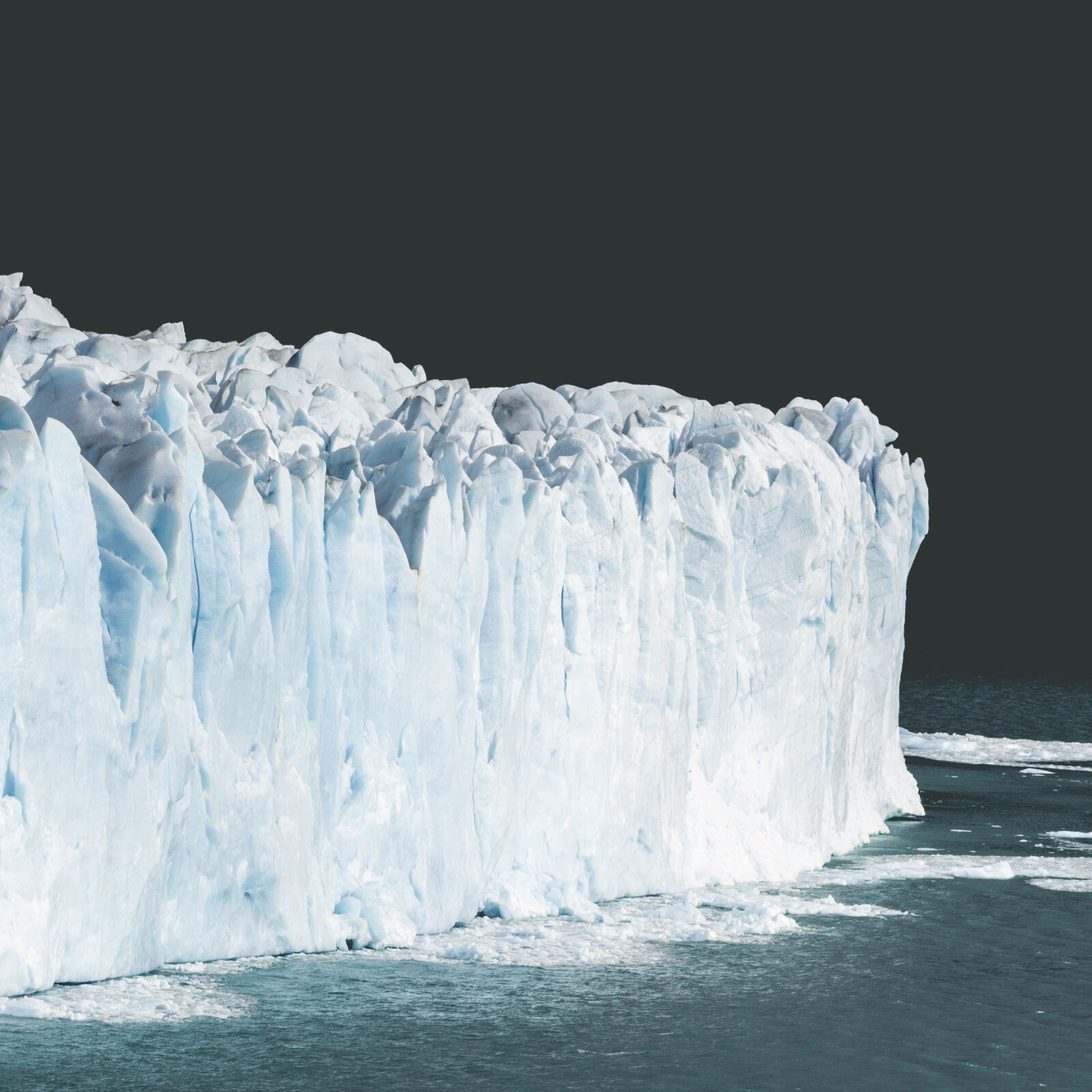 Canon EF 70-200mm F4L USM sample photo. Rough, floating, iceberg, in photography