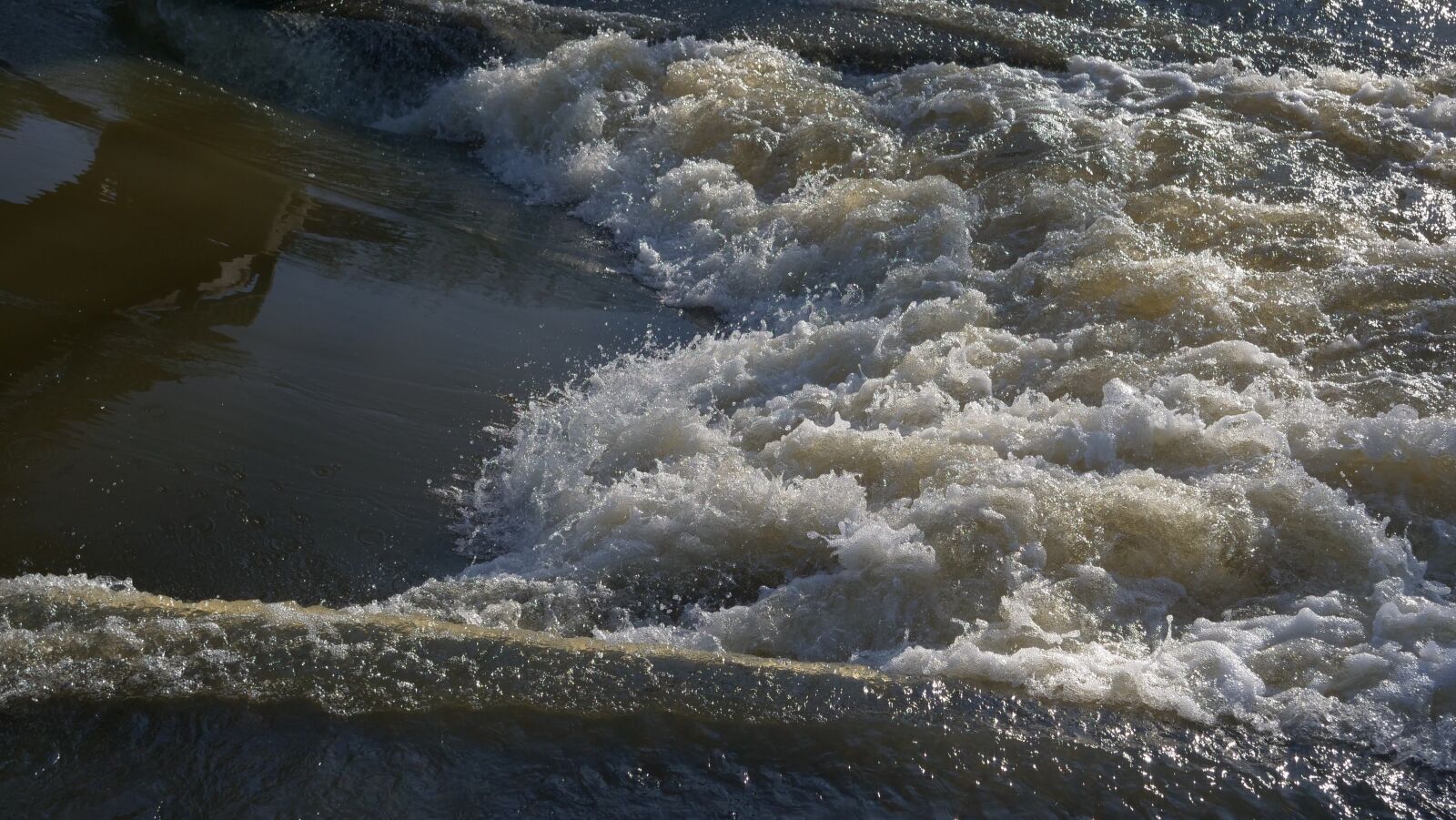 Panasonic Lumix DC-GH5 sample photo. Torrent, water, river photography