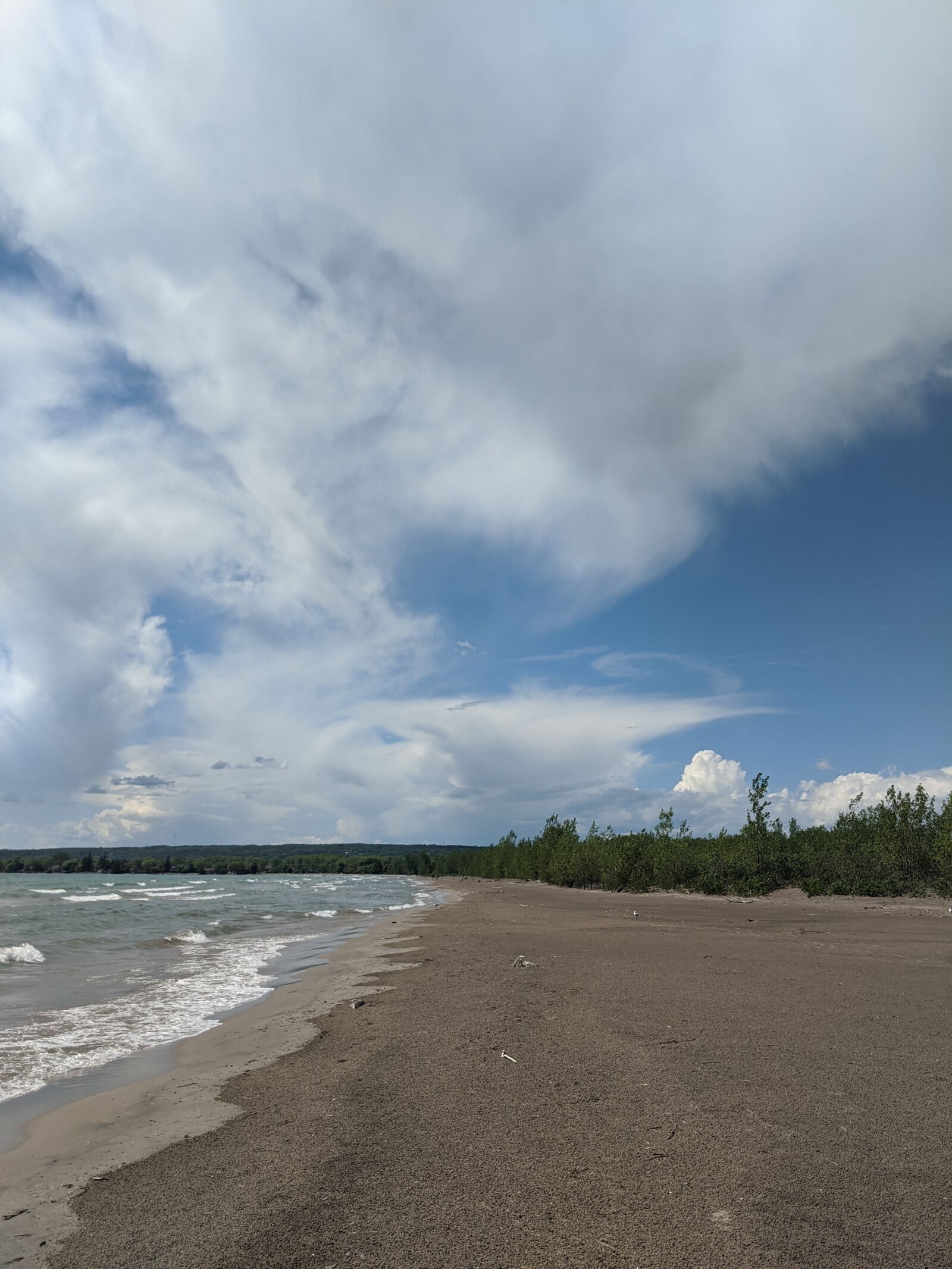 Google Pixel 2 XL sample photo. Beach, sky, sand photography