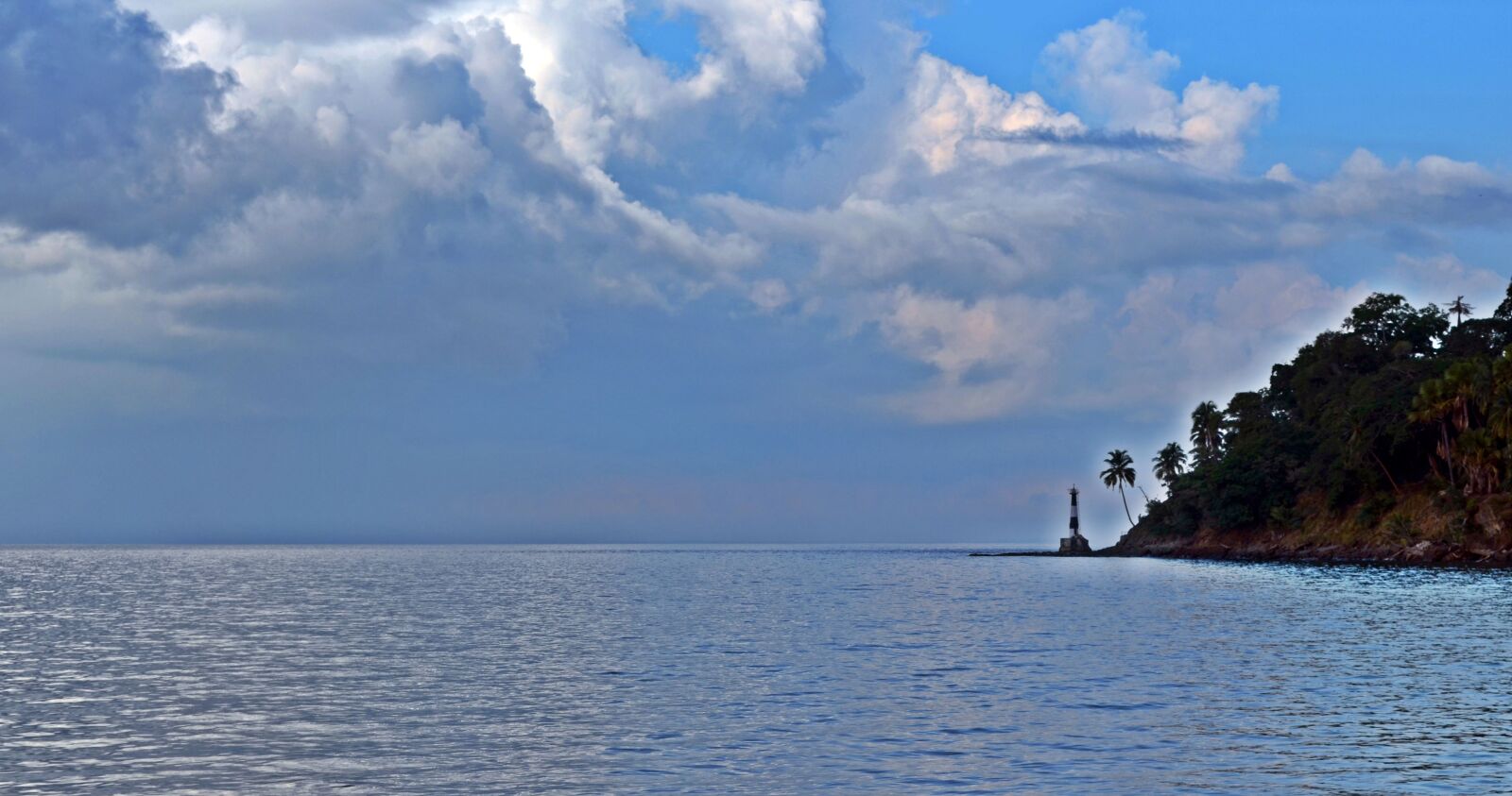 Nikon D5100 sample photo. Blue, water, lighthouse, ocean photography