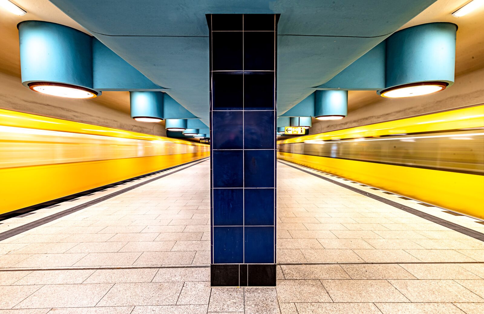 Nikon D750 + Tamron SP 15-30mm F2.8 Di VC USD sample photo. Berlin, metro, nauerner square photography