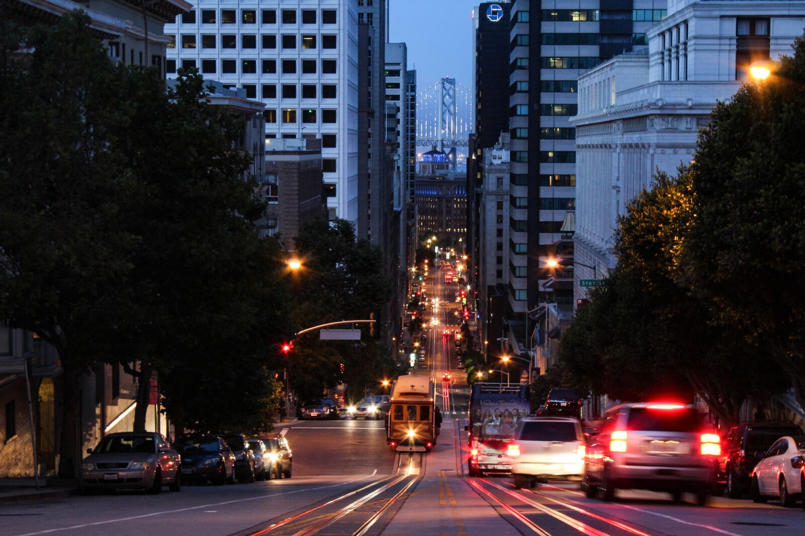 Canon EOS 1300D (EOS Rebel T6 / EOS Kiss X80) sample photo. San francisco, streets, city photography