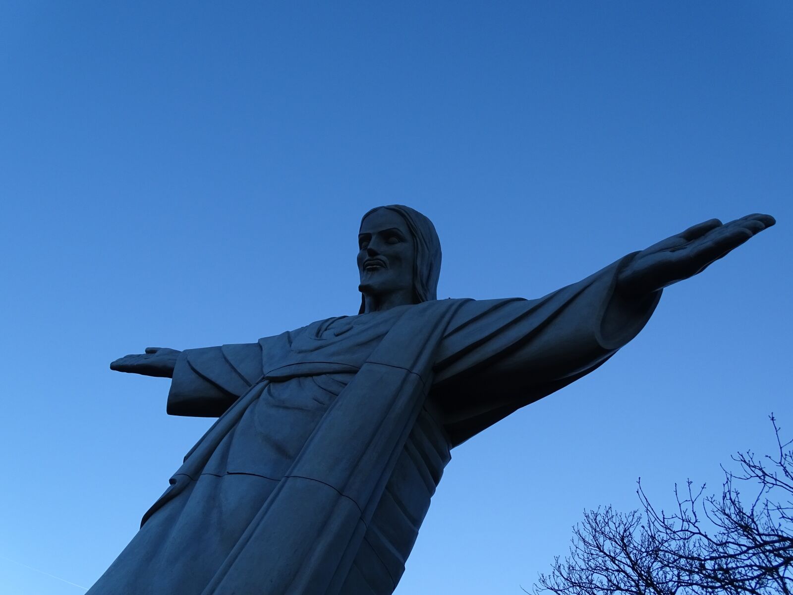Sony Cyber-shot DSC-HX400V sample photo. Figure, jesus, jesus christ photography