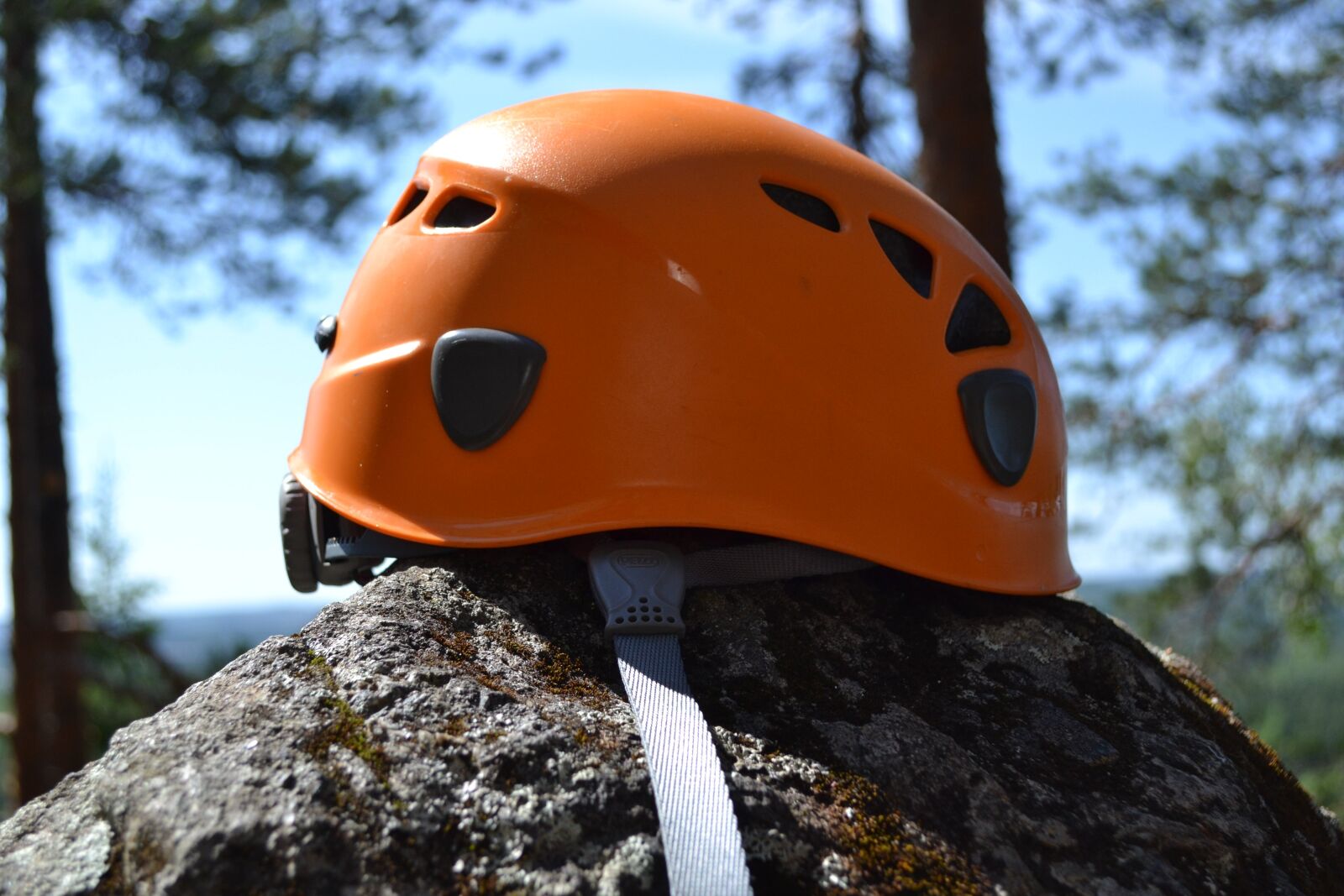 Nikon D3100 sample photo. Climbing, outdoor living, adventure photography