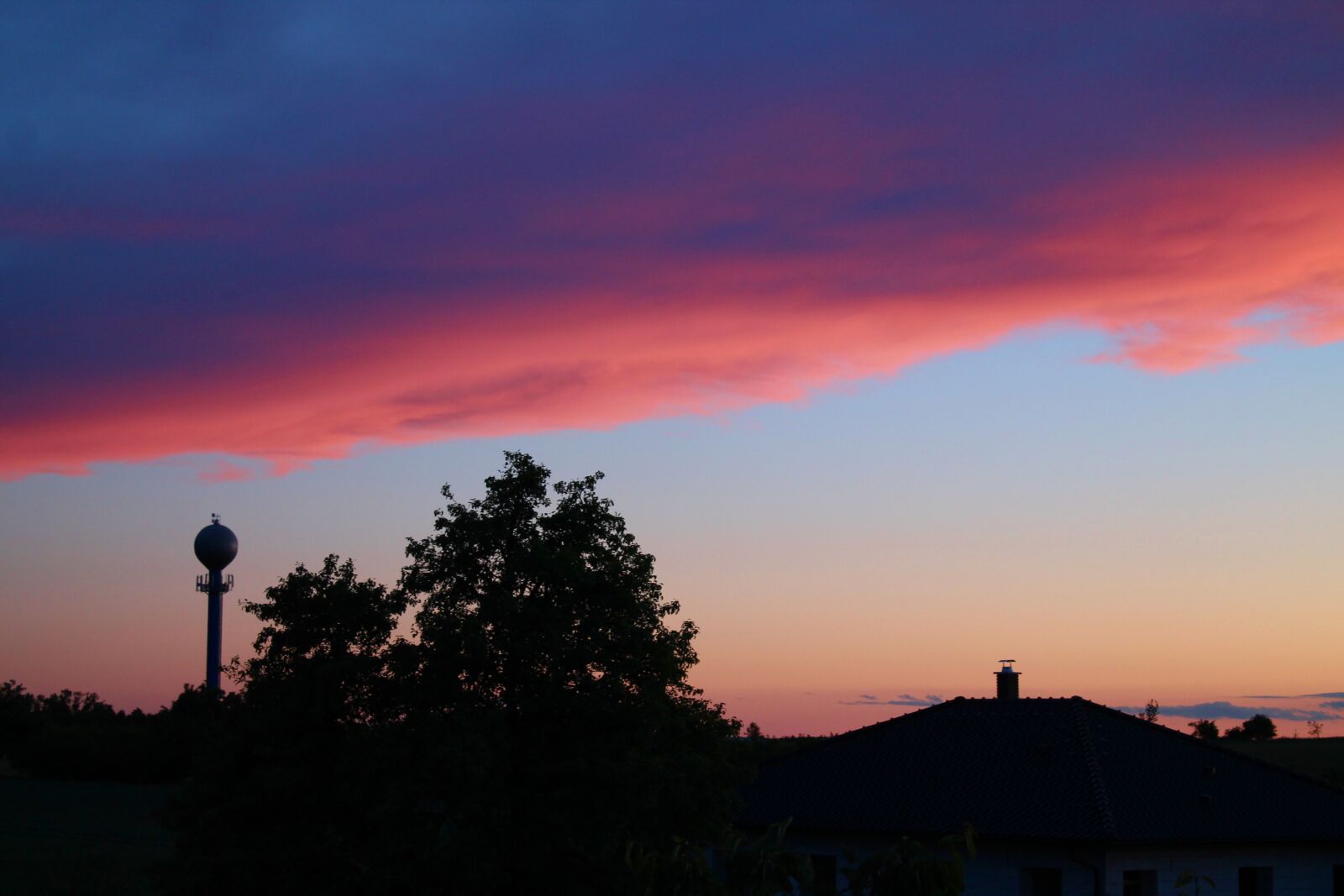 Canon EOS 1100D (EOS Rebel T3 / EOS Kiss X50) sample photo. Sky, colors, heaven photography