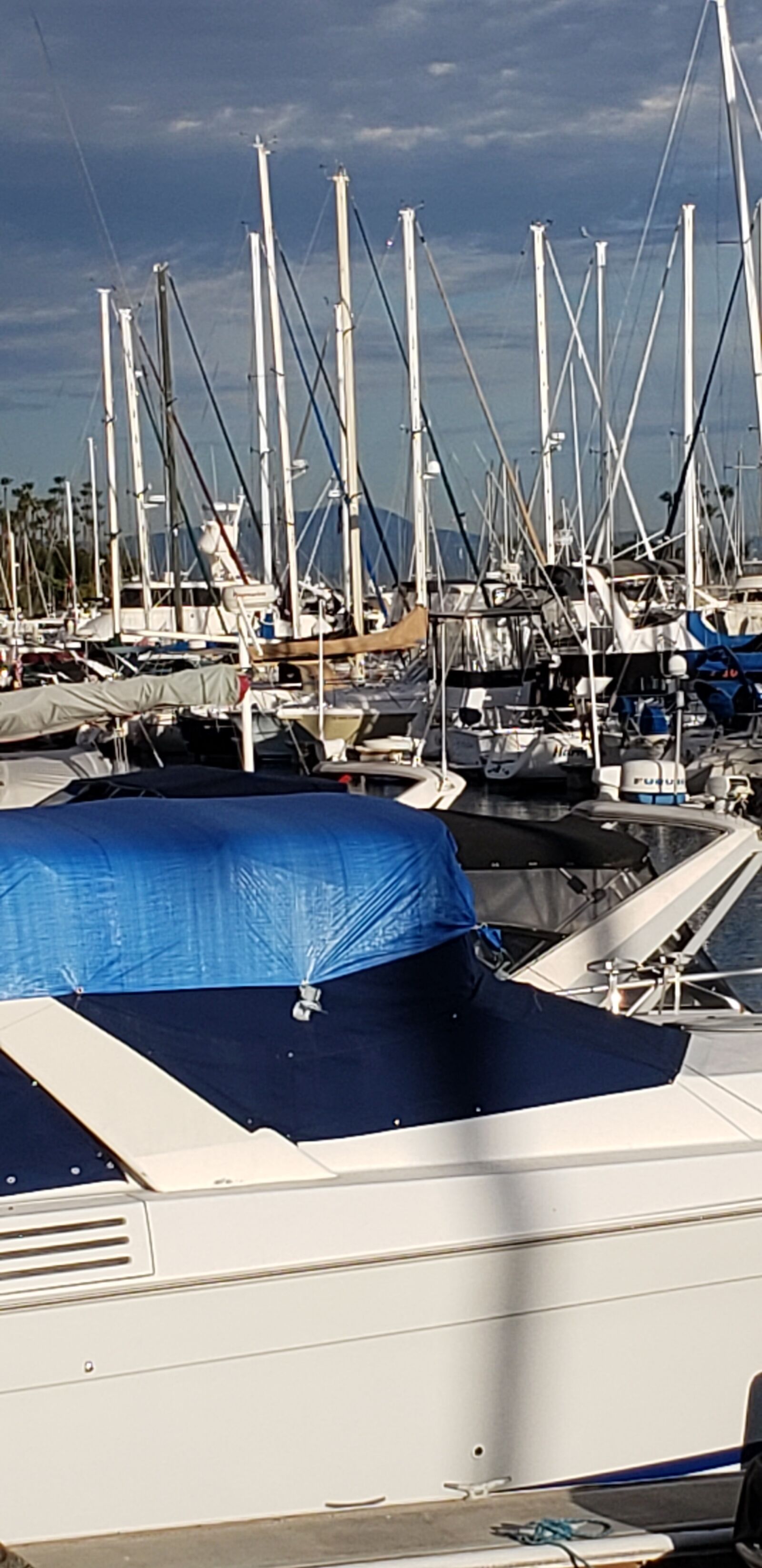 Samsung Galaxy S9 sample photo. Boat, yacht, marina photography