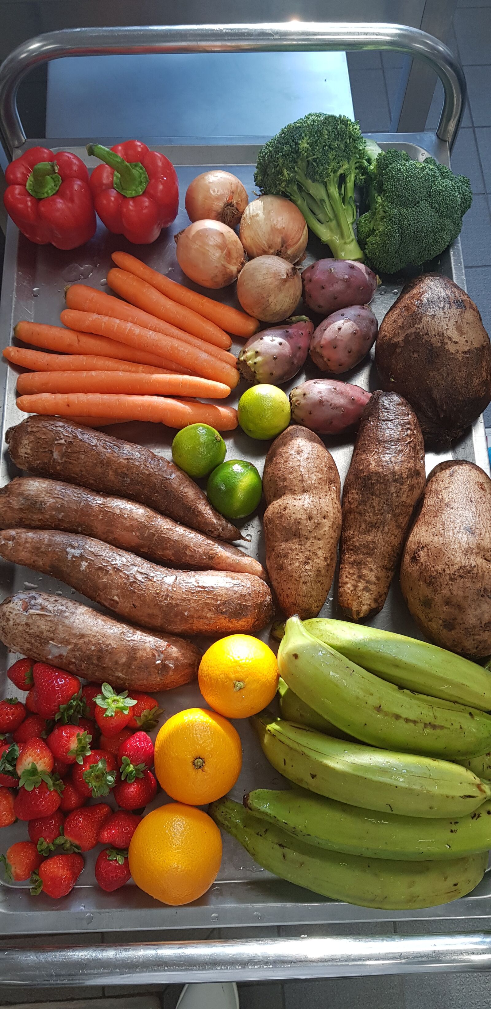Samsung Galaxy S8+ sample photo. Fruits, vegetables, cooking photography