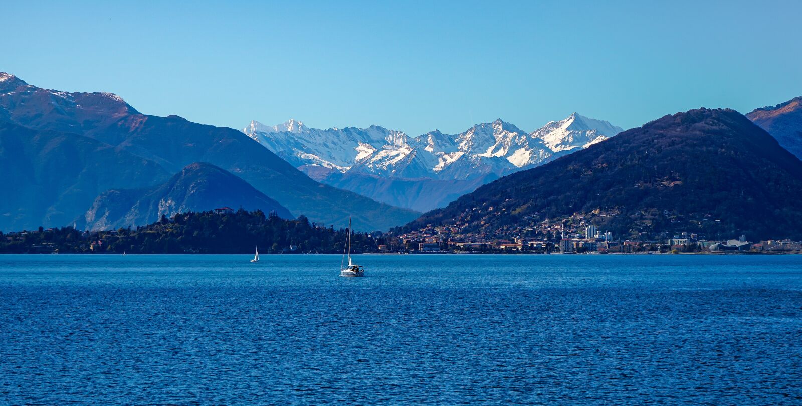 Sony a7 III + Sony FE 28-70mm F3.5-5.6 OSS sample photo. Laveno, varese, lombardy photography