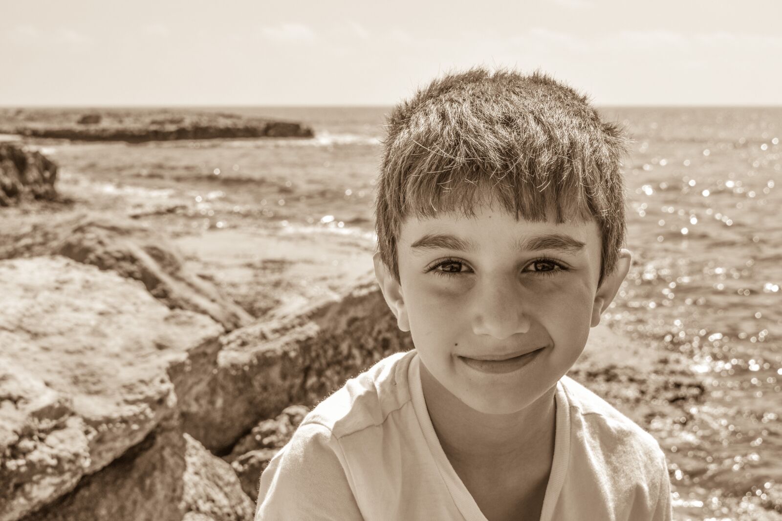 Nikon D3300 sample photo. Boy, sea, smile photography