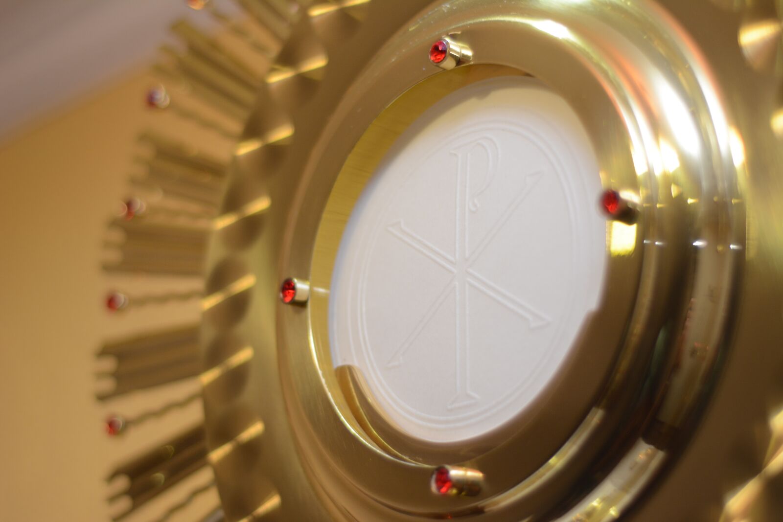 Nikon D5200 sample photo. Monstrance, christ, jesus photography
