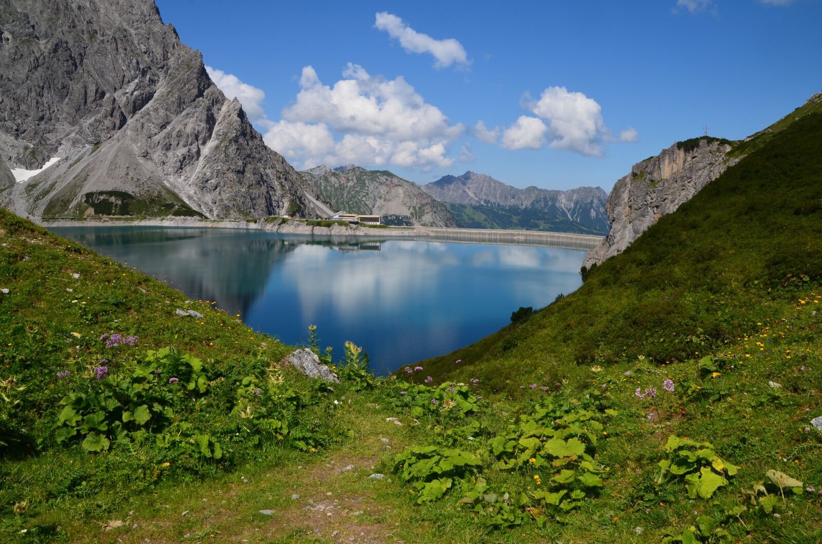 Nikon D5100 sample photo. Mountains, lake, landscape photography