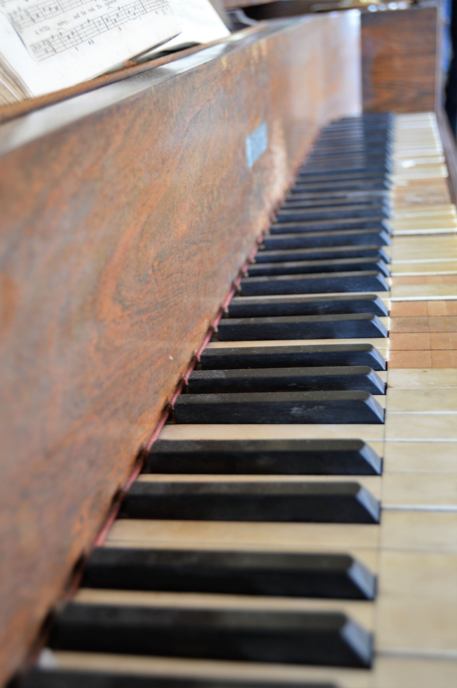 Nikon D3200 sample photo. Piano, keys, music photography