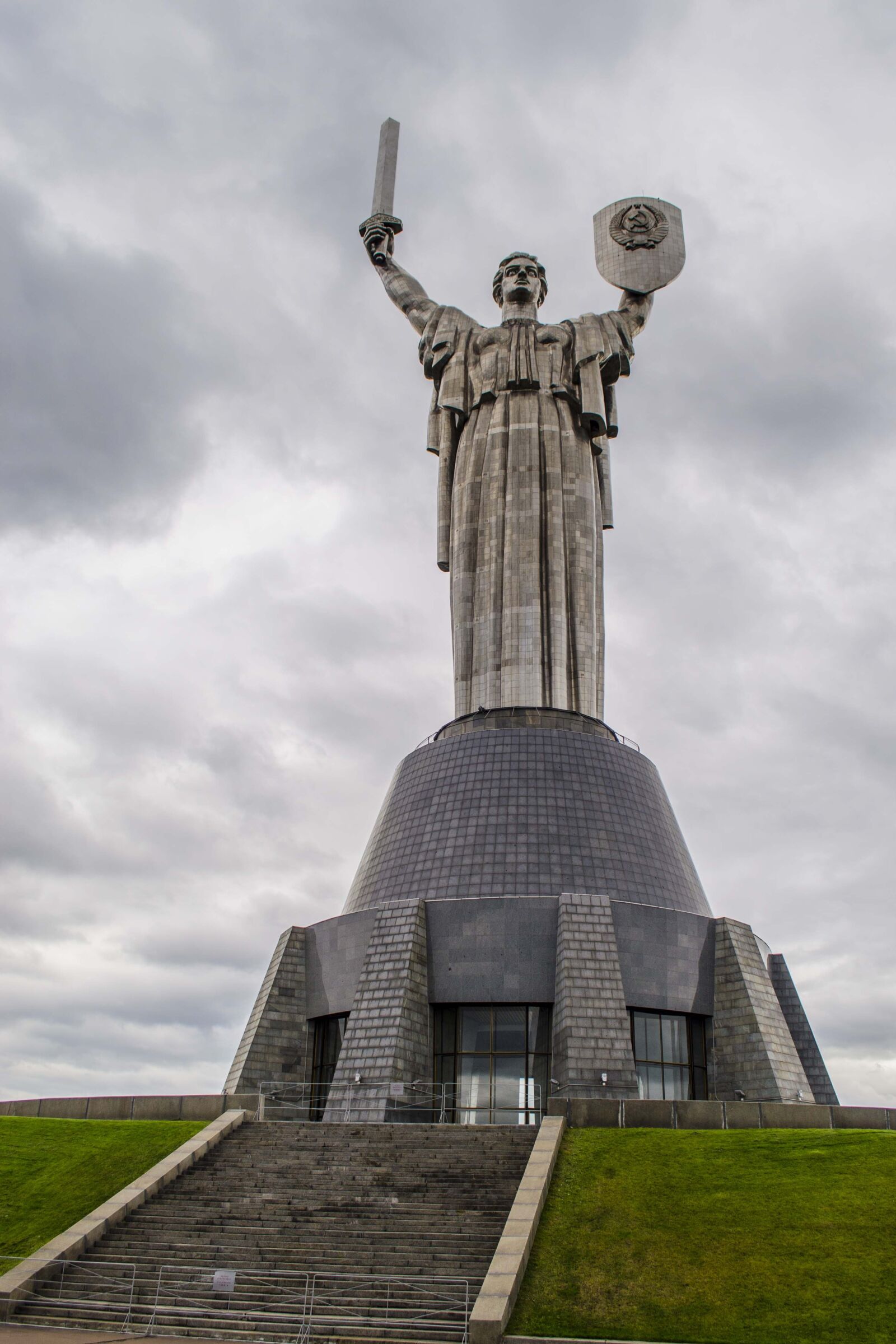 Nikon D5100 sample photo. Monument, birthplace, mother photography
