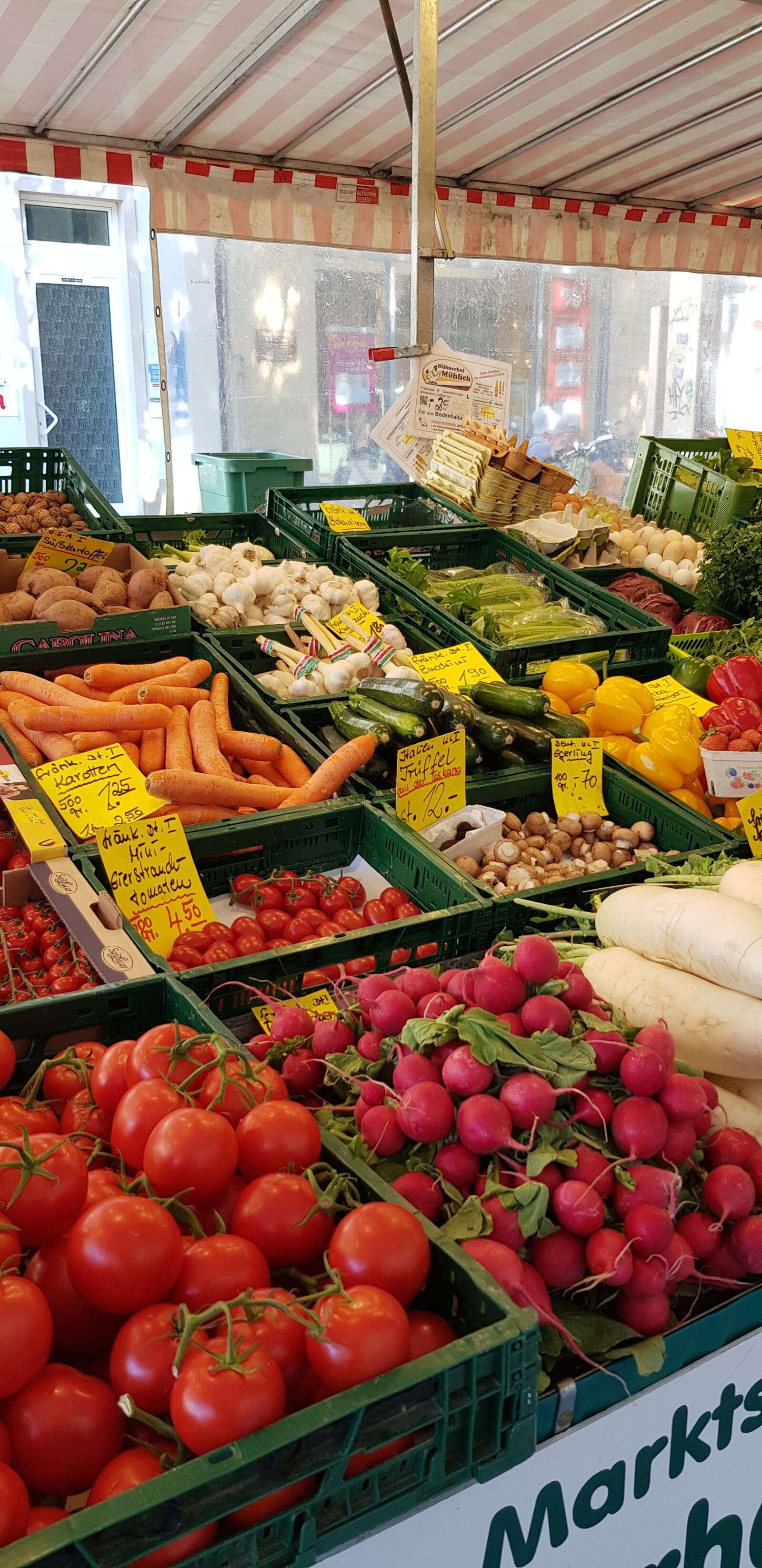 Samsung Galaxy S8 Rear Camera sample photo. Farmers local market, vegetables photography