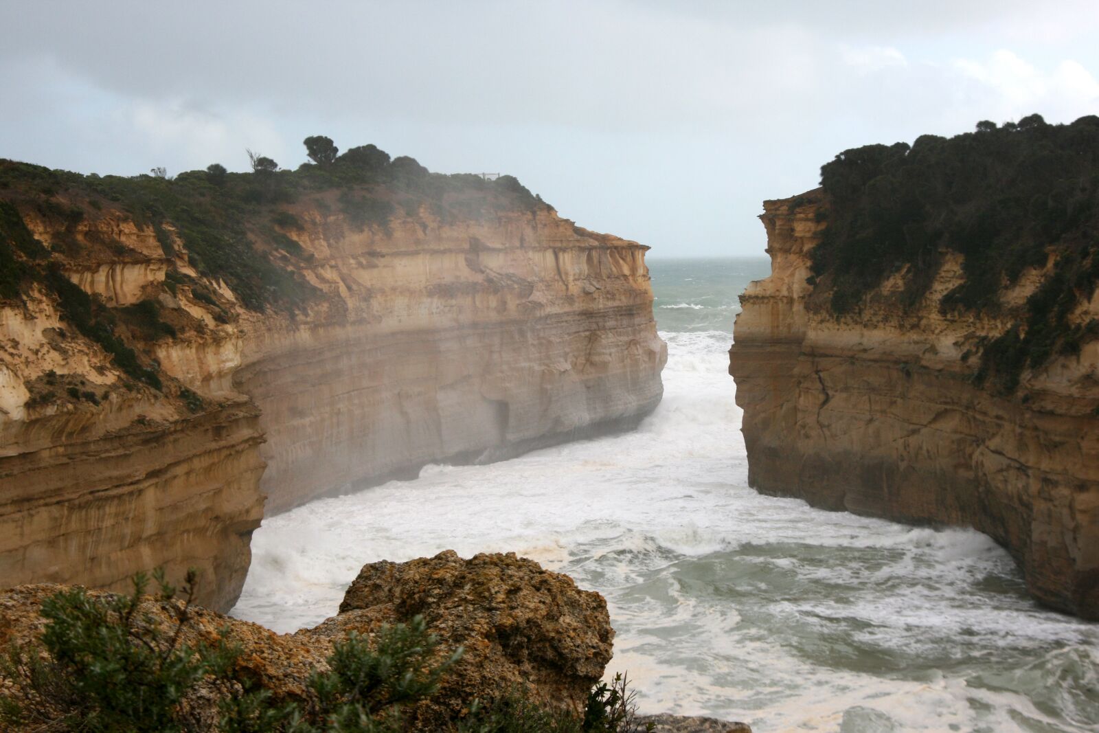 Canon EOS 400D (EOS Digital Rebel XTi / EOS Kiss Digital X) sample photo. Great ocean, australia, sea photography