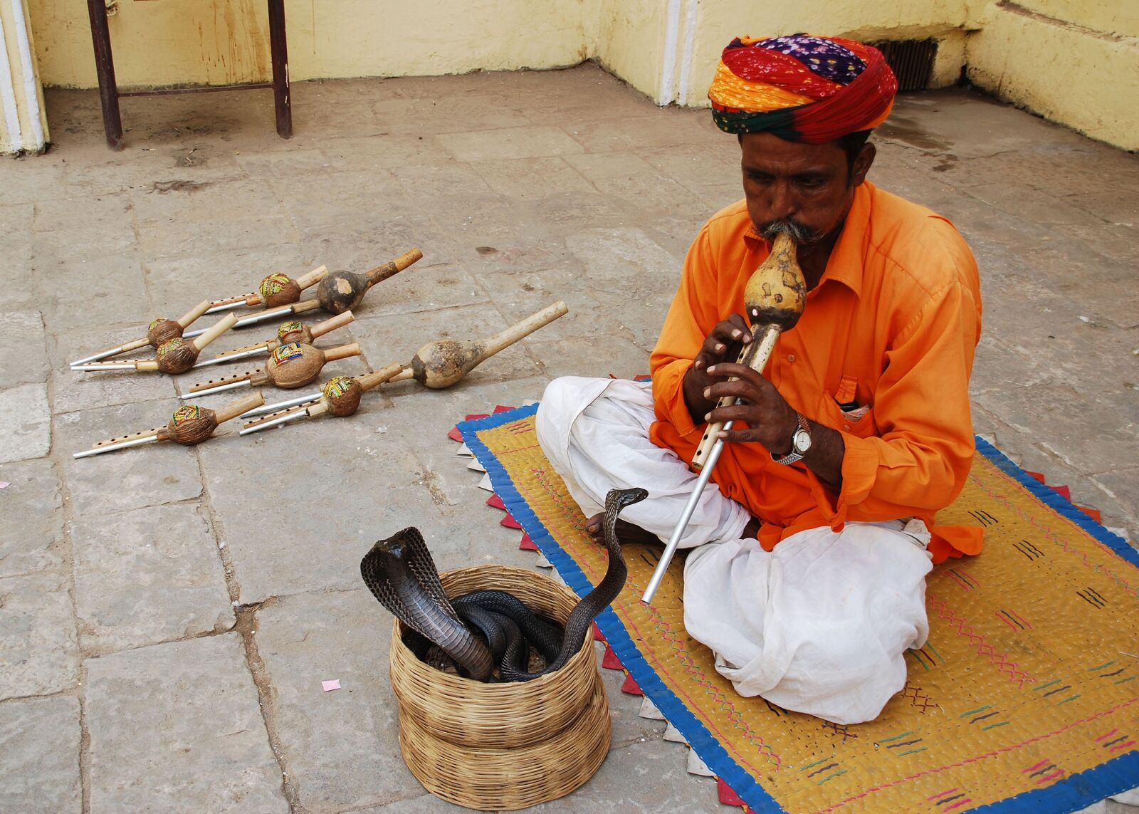Nikon D40X sample photo. Snake charmer jaipur, amer photography